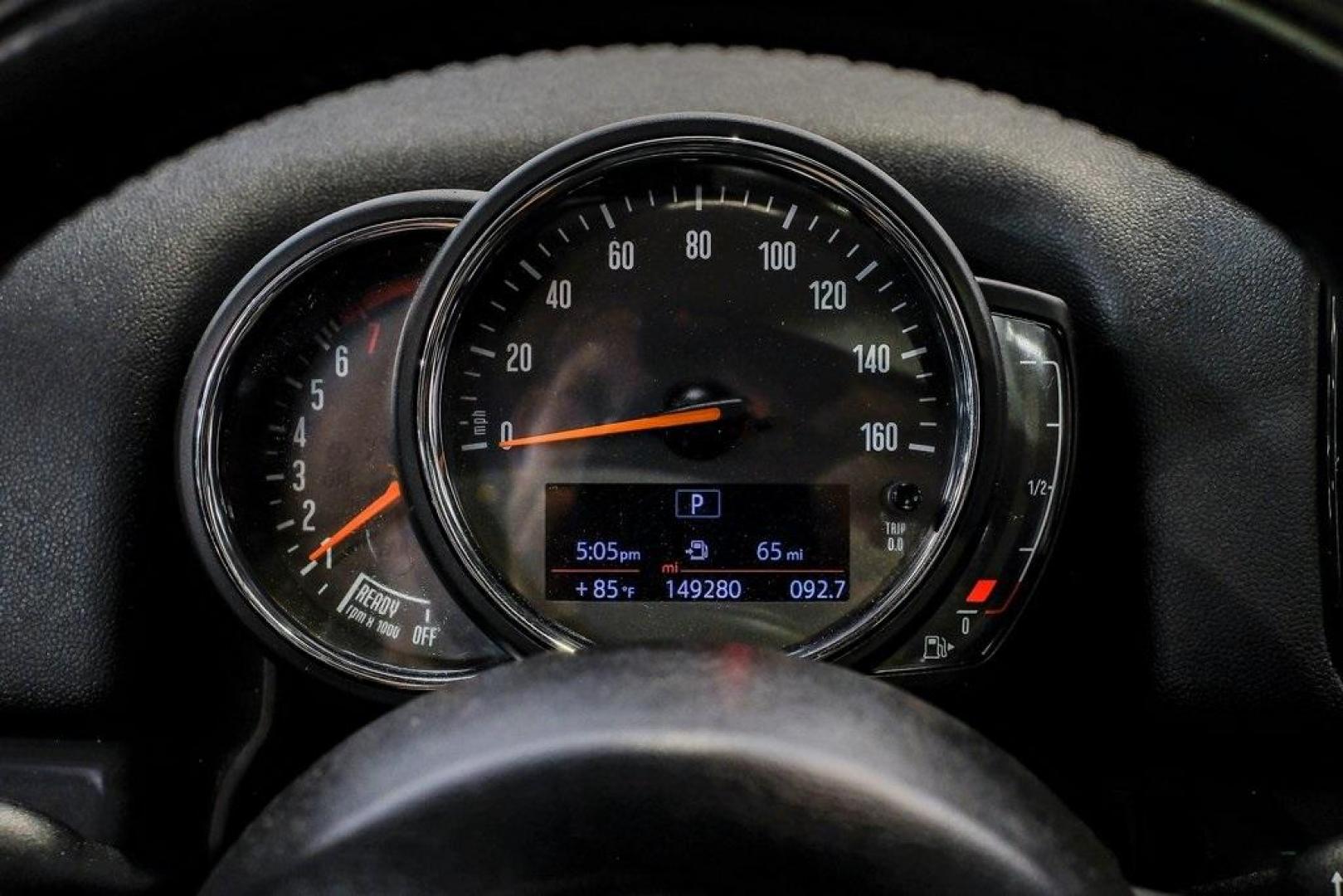 2020 Gray Metallic /Carbon Black MINI Cooper Countryman (WMZYW3C06L3) with an 1.5L I-3 engine, Automatic transmission, located at 15300 Midway Rd., Addison, TX, 75001, (972) 702-0011, 32.958321, -96.838074 - Photo#24