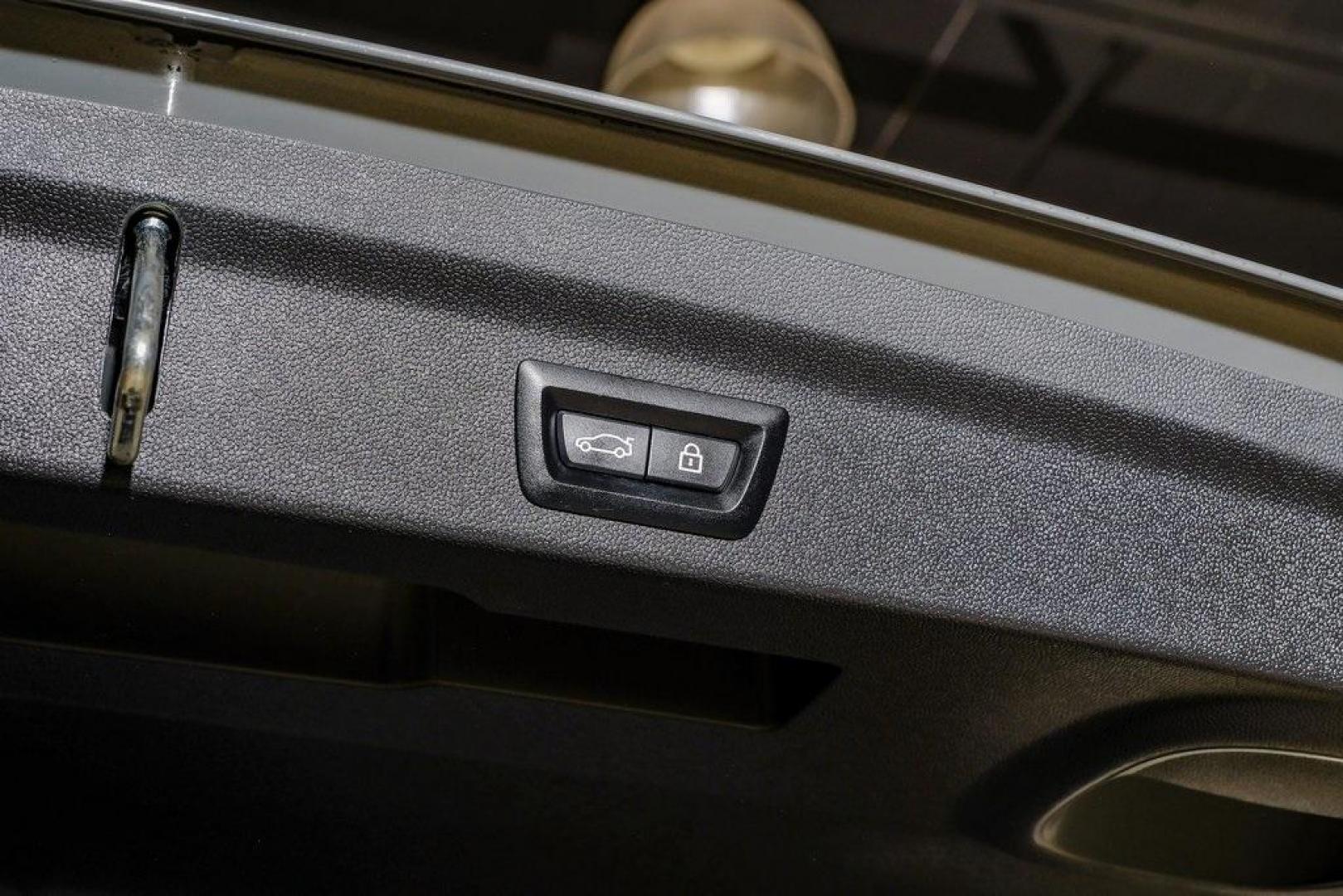 2020 Gray Metallic /Carbon Black MINI Cooper Countryman (WMZYW3C06L3) with an 1.5L I-3 engine, Automatic transmission, located at 15300 Midway Rd., Addison, TX, 75001, (972) 702-0011, 32.958321, -96.838074 - Photo#59