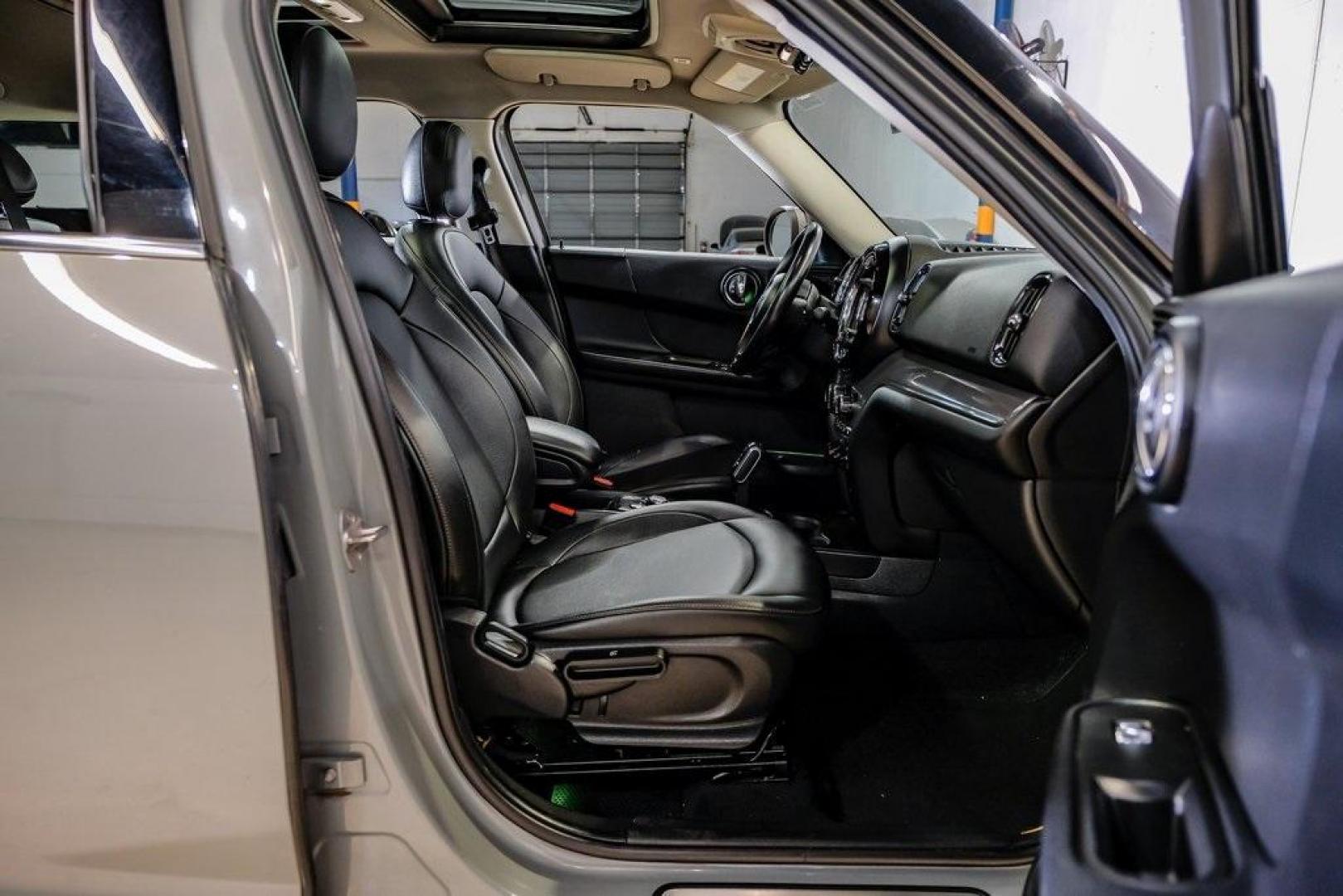 2020 Gray Metallic /Carbon Black MINI Cooper Countryman Signature (WMZYW3C06L3) with an 1.5L I-3 engine, Automatic transmission, located at 15300 Midway Rd., Addison, TX, 75001, (972) 702-0011, 32.958321, -96.838074 - Photo#39