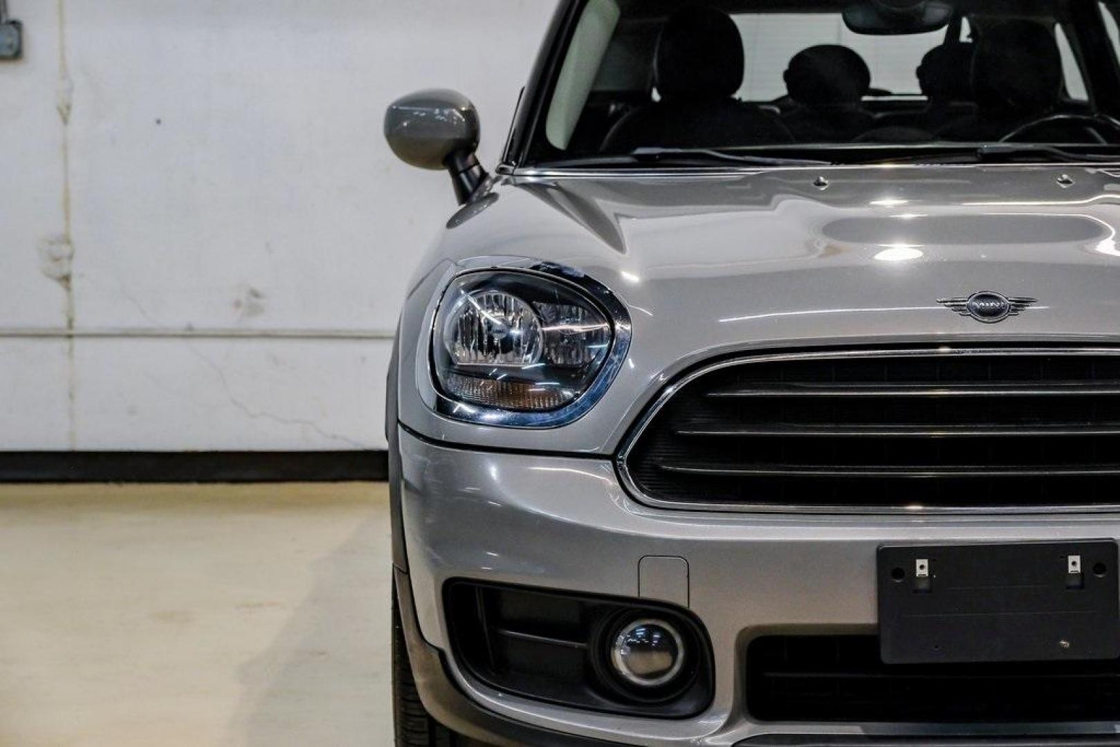 2020 Gray Metallic /Carbon Black MINI Cooper Countryman Signature (WMZYW3C06L3) with an 1.5L I-3 engine, Automatic transmission, located at 15300 Midway Rd., Addison, TX, 75001, (972) 702-0011, 32.958321, -96.838074 - Photo#52