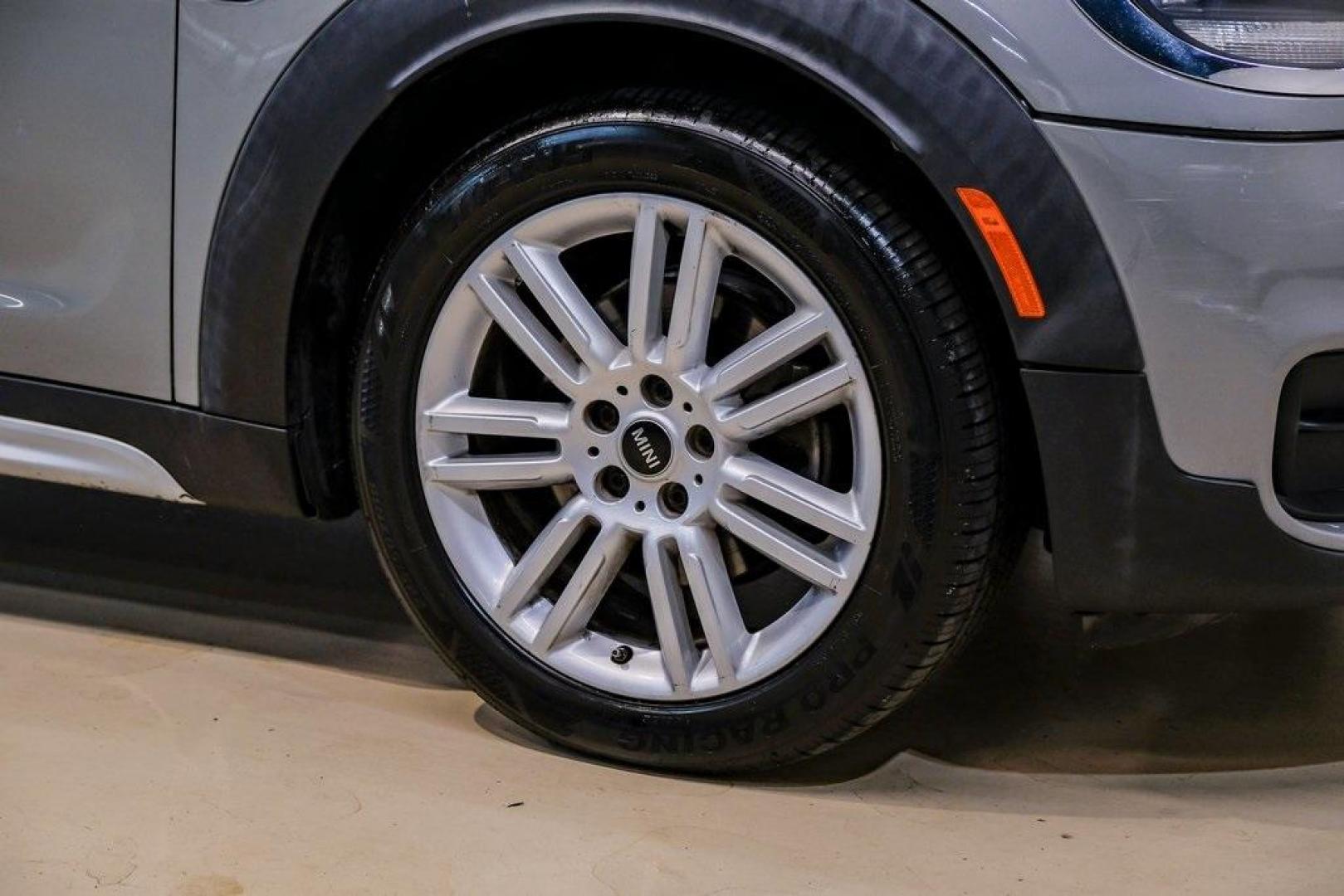 2020 Gray Metallic /Carbon Black MINI Cooper Countryman Signature (WMZYW3C06L3) with an 1.5L I-3 engine, Automatic transmission, located at 15300 Midway Rd., Addison, TX, 75001, (972) 702-0011, 32.958321, -96.838074 - Photo#61