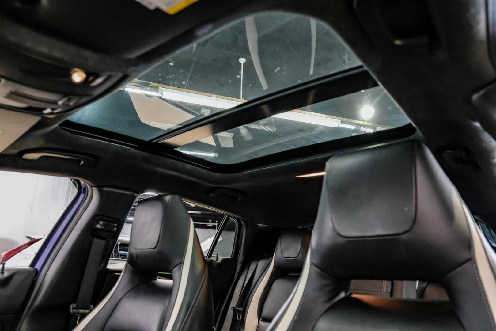 2019 Ink Blue /Graphite INFINITI QX30 Sport (SJKCH5CP8KA) with an 2.0L I4 DOHC Turbocharged engine, Automatic transmission, located at 15300 Midway Rd., Addison, TX, 75001, (972) 702-0011, 32.958321, -96.838074 - Photo#4