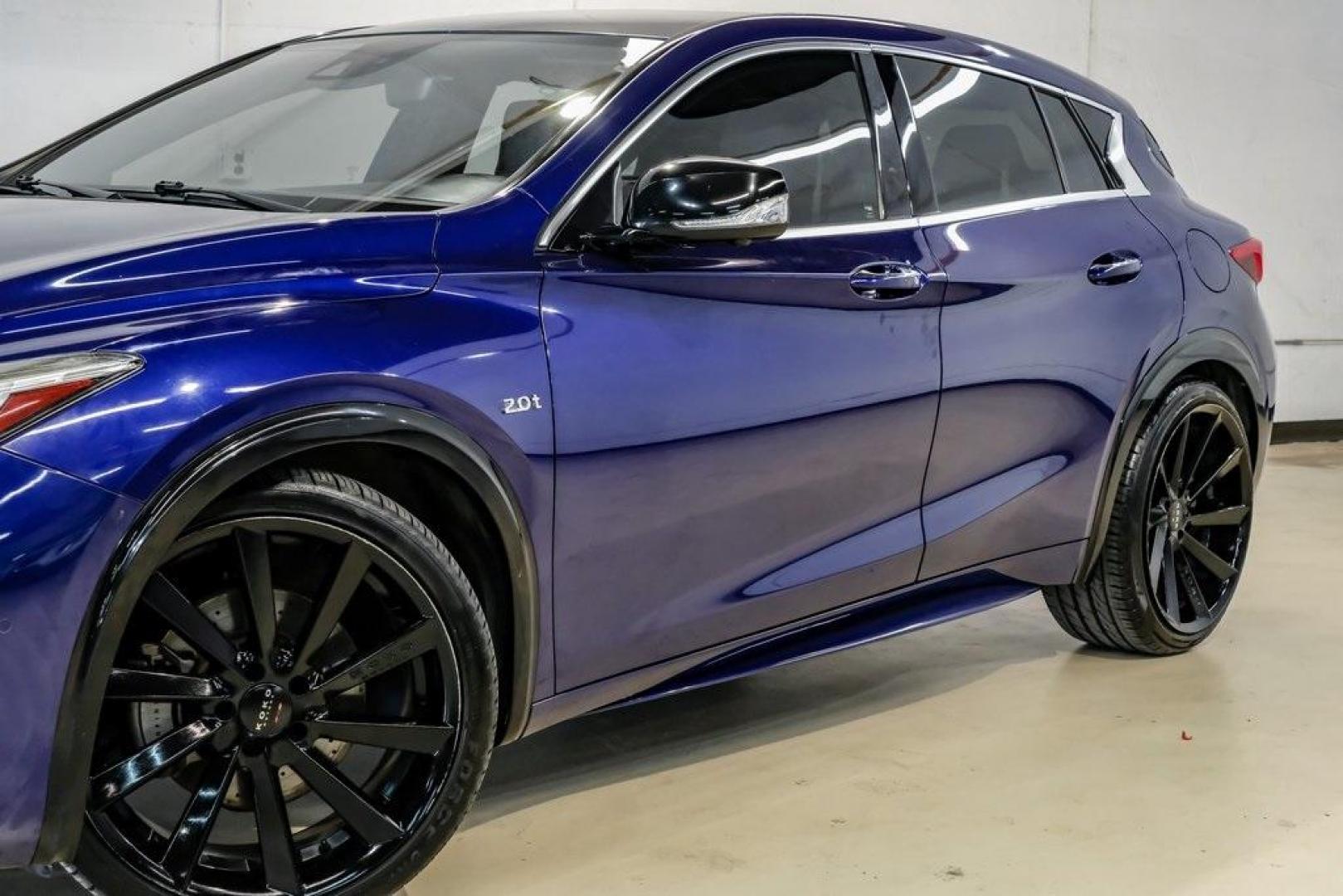 2019 Ink Blue /Graphite INFINITI QX30 Sport (SJKCH5CP8KA) with an 2.0L I4 DOHC Turbocharged engine, Automatic transmission, located at 15300 Midway Rd., Addison, TX, 75001, (972) 702-0011, 32.958321, -96.838074 - Photo#6