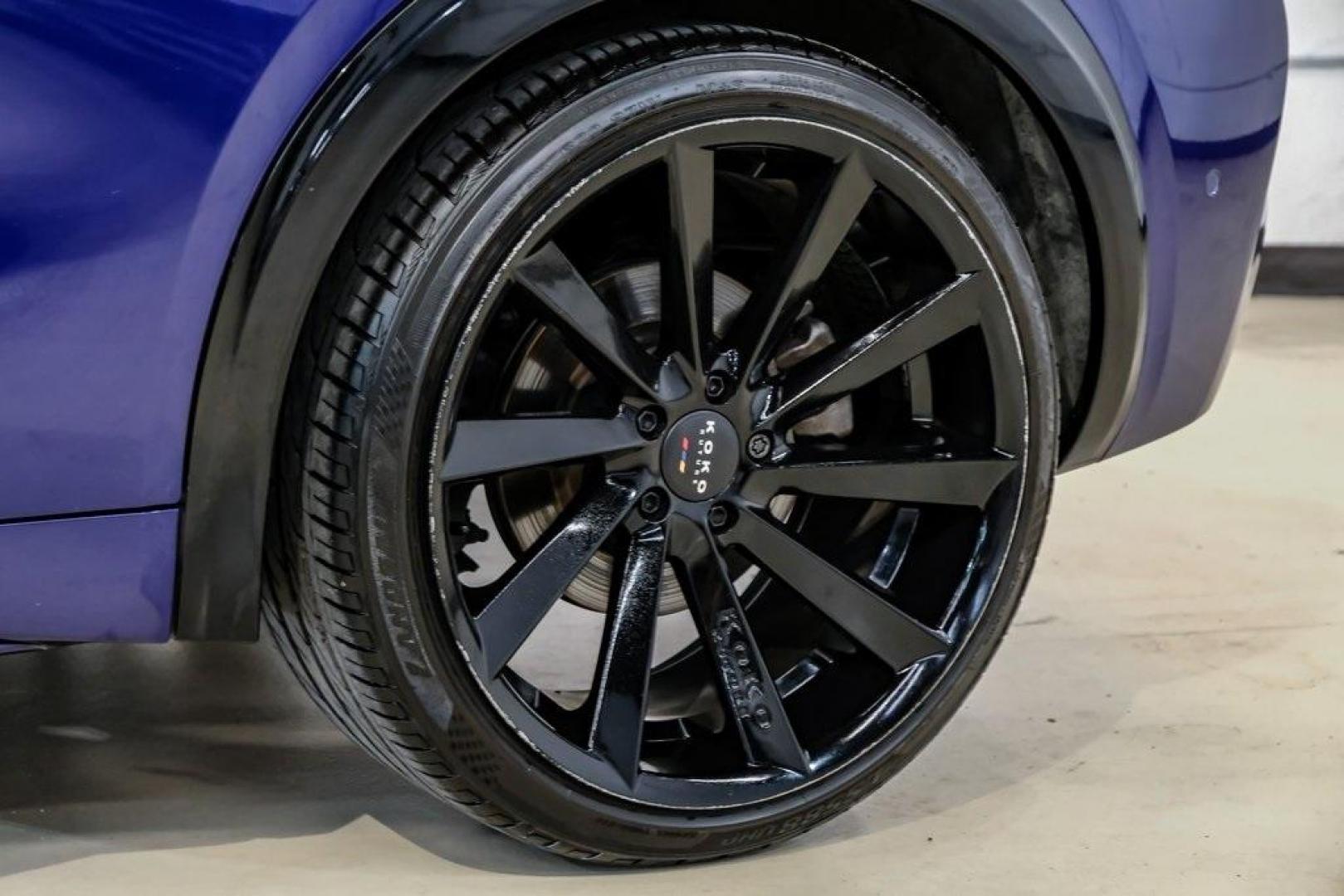 2019 Ink Blue /Graphite INFINITI QX30 Sport (SJKCH5CP8KA) with an 2.0L I4 DOHC Turbocharged engine, Automatic transmission, located at 15300 Midway Rd., Addison, TX, 75001, (972) 702-0011, 32.958321, -96.838074 - Photo#65