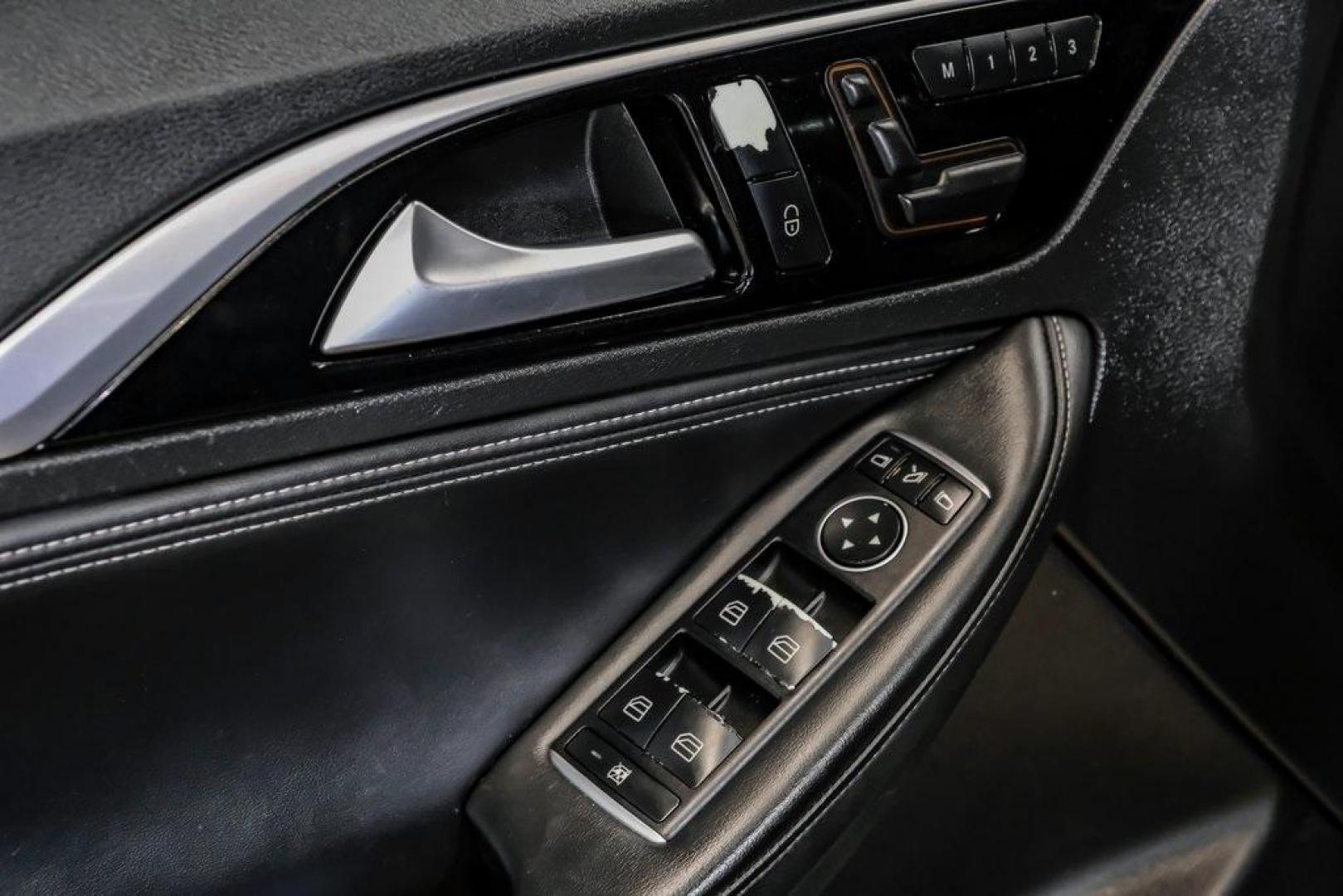 2019 Ink Blue /Graphite INFINITI QX30 Sport (SJKCH5CP8KA) with an 2.0L I4 DOHC Turbocharged engine, Automatic transmission, located at 15300 Midway Rd., Addison, TX, 75001, (972) 702-0011, 32.958321, -96.838074 - 2019 INFINITI QX30 Sport<br><br>Now Available at Midway Auto Group, Addison, Texas<br><br>Aggressive, athletic, and premium the 2019 INFINITI QX30 Sport stands out with its lower stance, sport-tuned suspension, upgraded interior, and bold styling enhancements. As the performance-oriented model in th - Photo#50