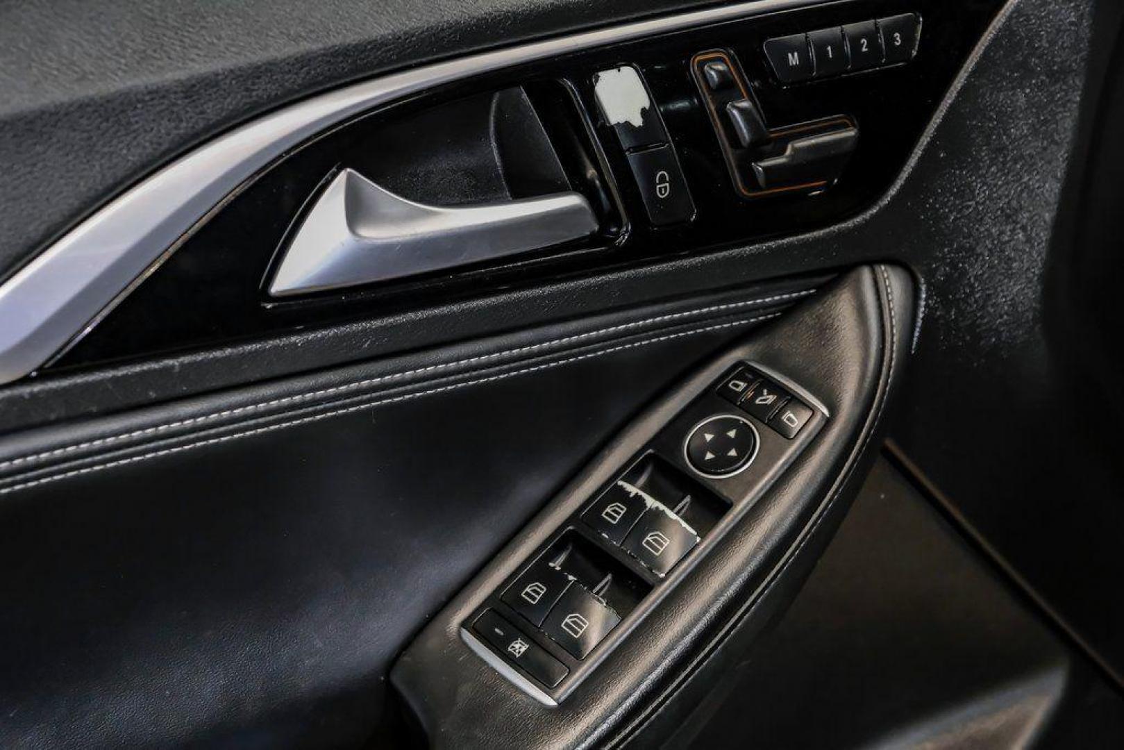 2019 Ink Blue /Graphite INFINITI QX30 Sport (SJKCH5CP8KA) with an 2.0L I4 DOHC Turbocharged engine, Automatic transmission, located at 15300 Midway Rd., Addison, TX, 75001, (972) 702-0011, 32.958321, -96.838074 - 2019 INFINITI QX30 Sport<br><br>Now Available at Midway Auto Group, Addison, Texas<br><br>Aggressive, athletic, and premium the 2019 INFINITI QX30 Sport stands out with its lower stance, sport-tuned suspension, upgraded interior, and bold styling enhancements. As the performance-oriented model in th - Photo#50