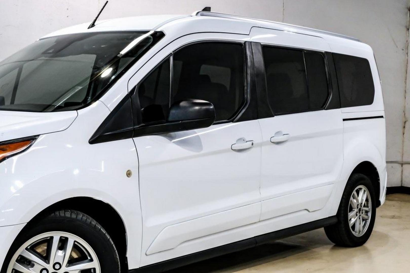 2020 Frozen White /Palazzo Grey Ford Transit Connect XLT (NM0GS9F26L1) with an I4 engine, Automatic transmission, located at 15300 Midway Rd., Addison, TX, 75001, (972) 702-0011, 32.958321, -96.838074 - Photo#5