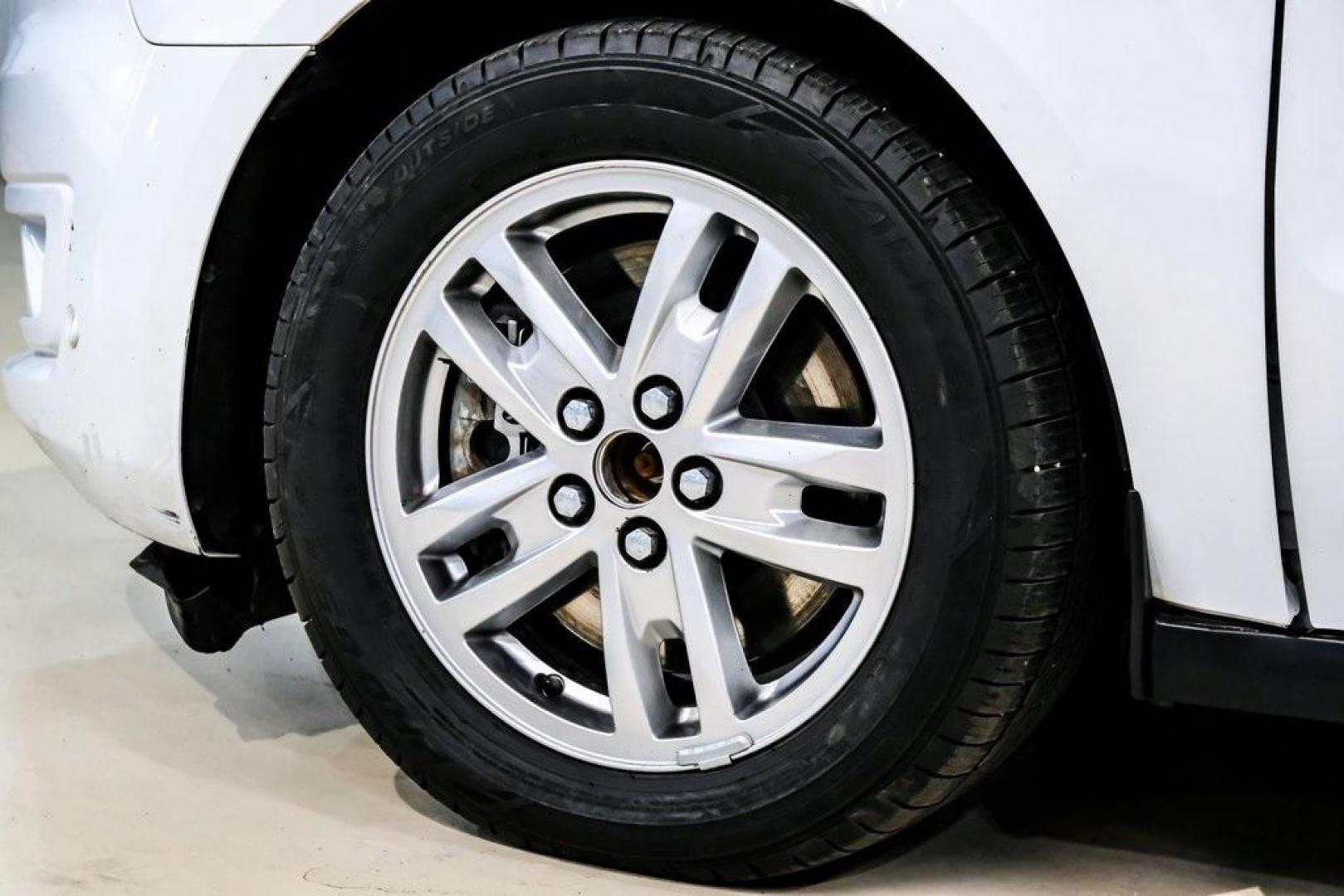 2020 Frozen White /Palazzo Grey Ford Transit Connect XLT (NM0GS9F26L1) with an I4 engine, Automatic transmission, located at 15300 Midway Rd., Addison, TX, 75001, (972) 702-0011, 32.958321, -96.838074 - Photo#69