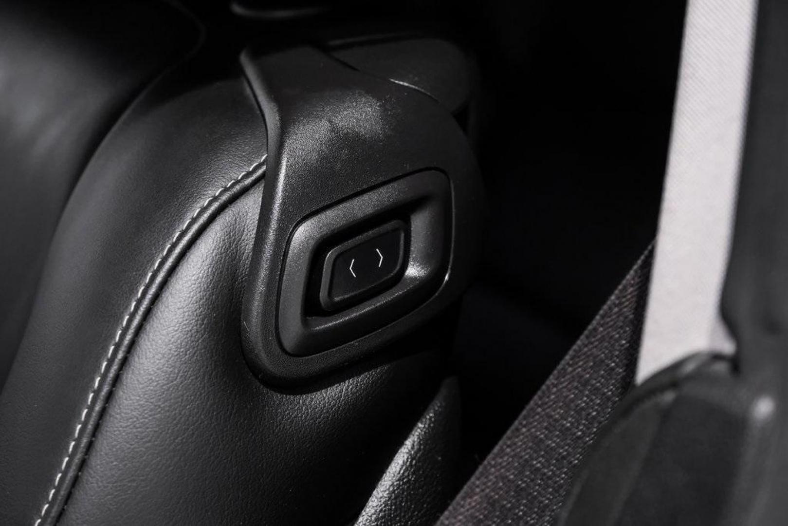 2017 Crystal White Tricoat /Jet Black With Jet Black Accents Cadillac ATS 2.0L Turbo (1G6AA1RX0H0) with an 2.0L Turbo I4 DI DOHC VVT engine, Automatic transmission, located at 15300 Midway Rd., Addison, TX, 75001, (972) 702-0011, 32.958321, -96.838074 - Photo#30