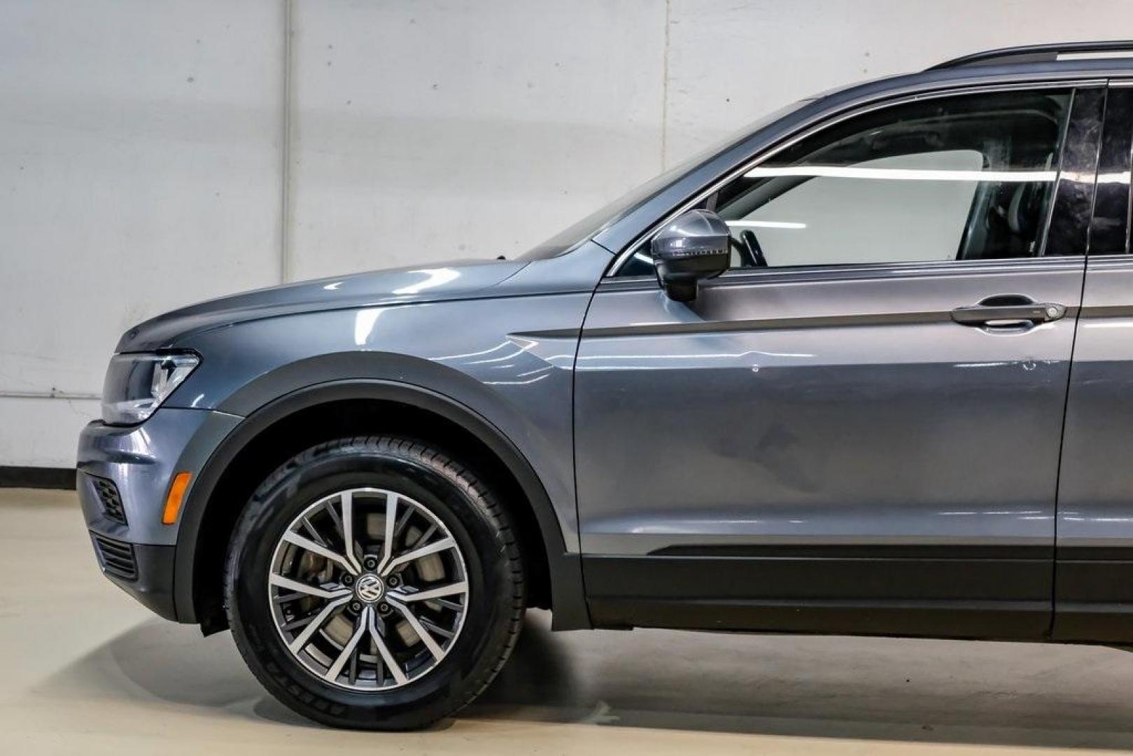 2019 Platinum Gray Metallic /Titan Black Volkswagen Tiguan 2.0T SE (3VV3B7AX8KM) with an 2.0L TSI DOHC engine, Automatic transmission, located at 15300 Midway Rd., Addison, TX, 75001, (972) 702-0011, 32.958321, -96.838074 - Photo#16