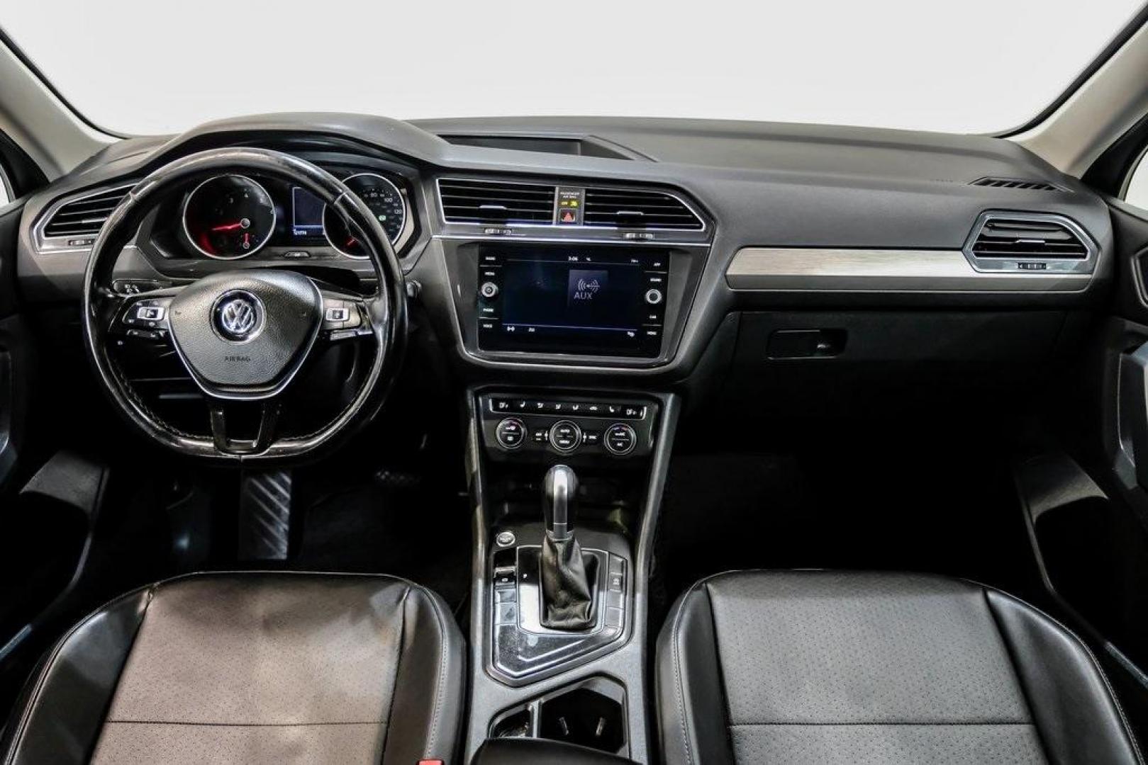 2019 Platinum Gray Metallic /Titan Black Volkswagen Tiguan 2.0T SE (3VV3B7AX8KM) with an 2.0L TSI DOHC engine, Automatic transmission, located at 15300 Midway Rd., Addison, TX, 75001, (972) 702-0011, 32.958321, -96.838074 - Photo#20