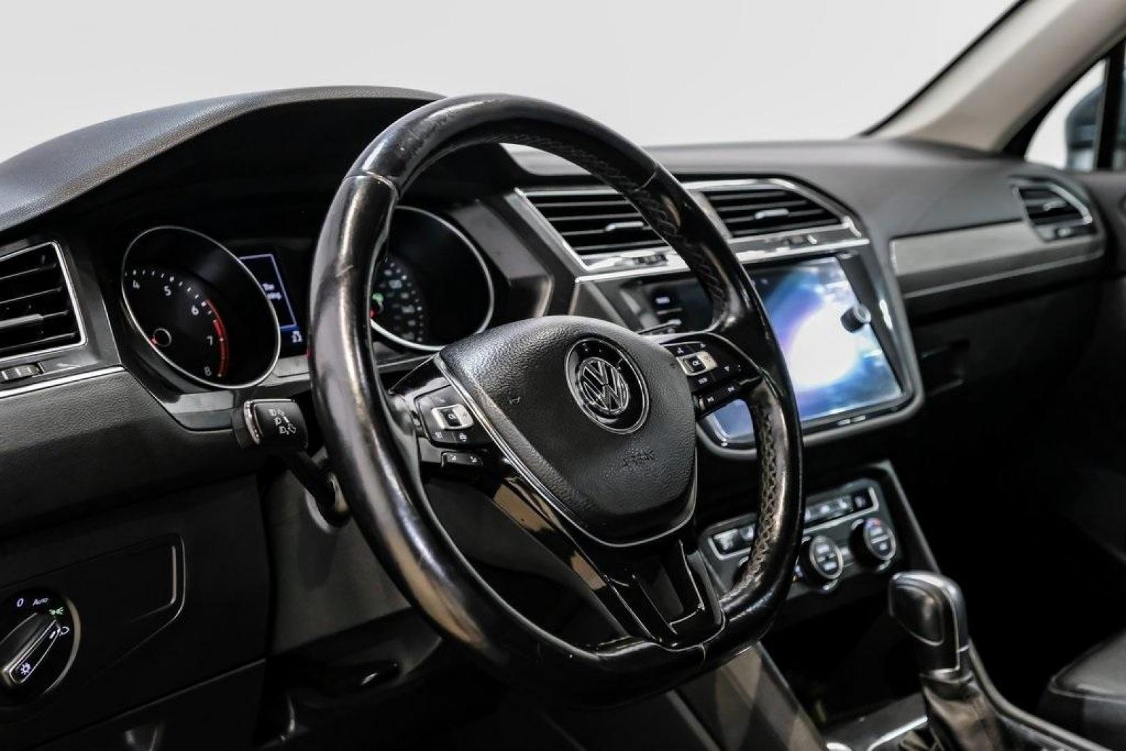 2019 Platinum Gray Metallic /Titan Black Volkswagen Tiguan 2.0T SE (3VV3B7AX8KM) with an 2.0L TSI DOHC engine, Automatic transmission, located at 15300 Midway Rd., Addison, TX, 75001, (972) 702-0011, 32.958321, -96.838074 - Photo#21