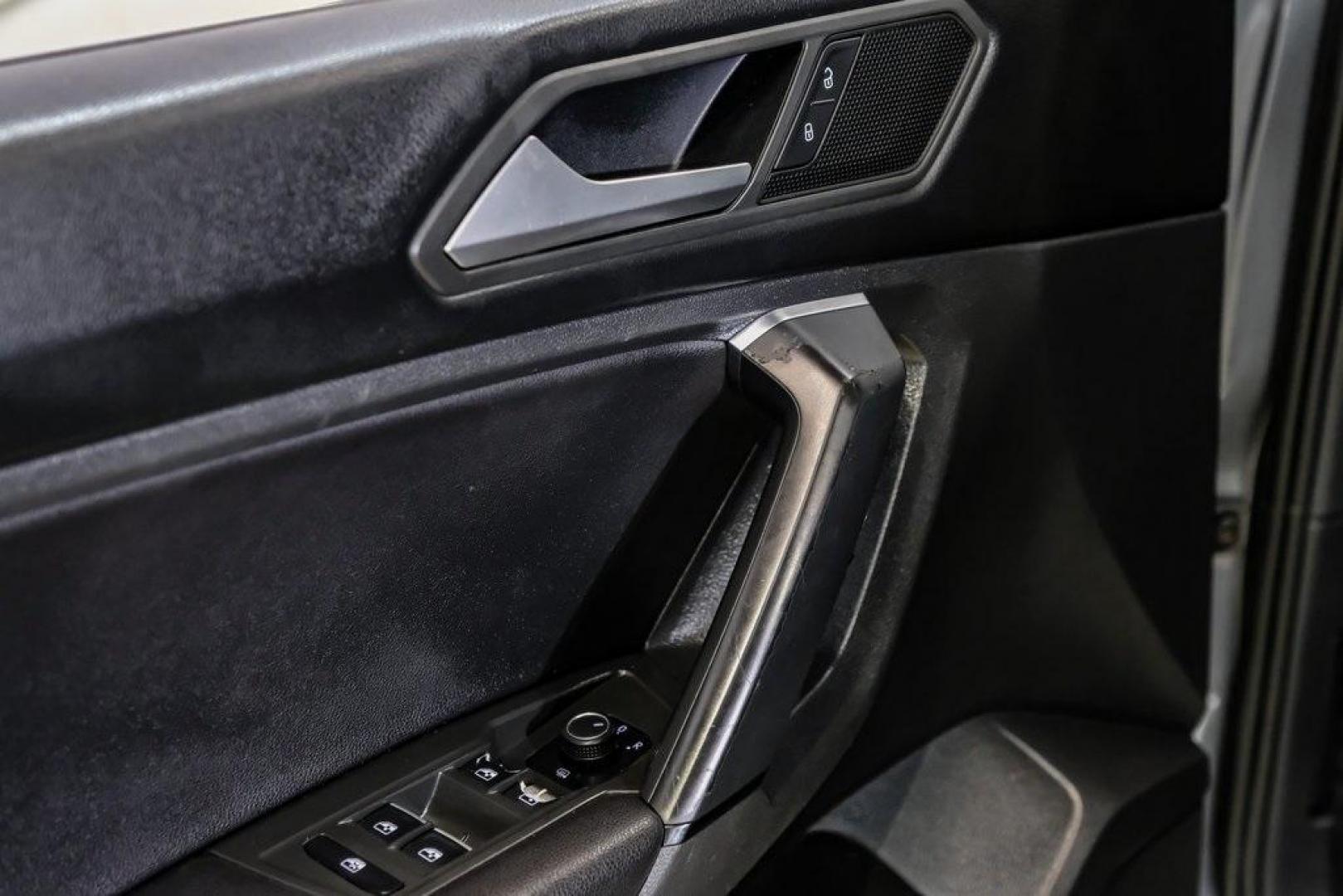 2019 Platinum Gray Metallic /Titan Black Volkswagen Tiguan 2.0T SE (3VV3B7AX8KM) with an 2.0L TSI DOHC engine, Automatic transmission, located at 15300 Midway Rd., Addison, TX, 75001, (972) 702-0011, 32.958321, -96.838074 - Photo#50