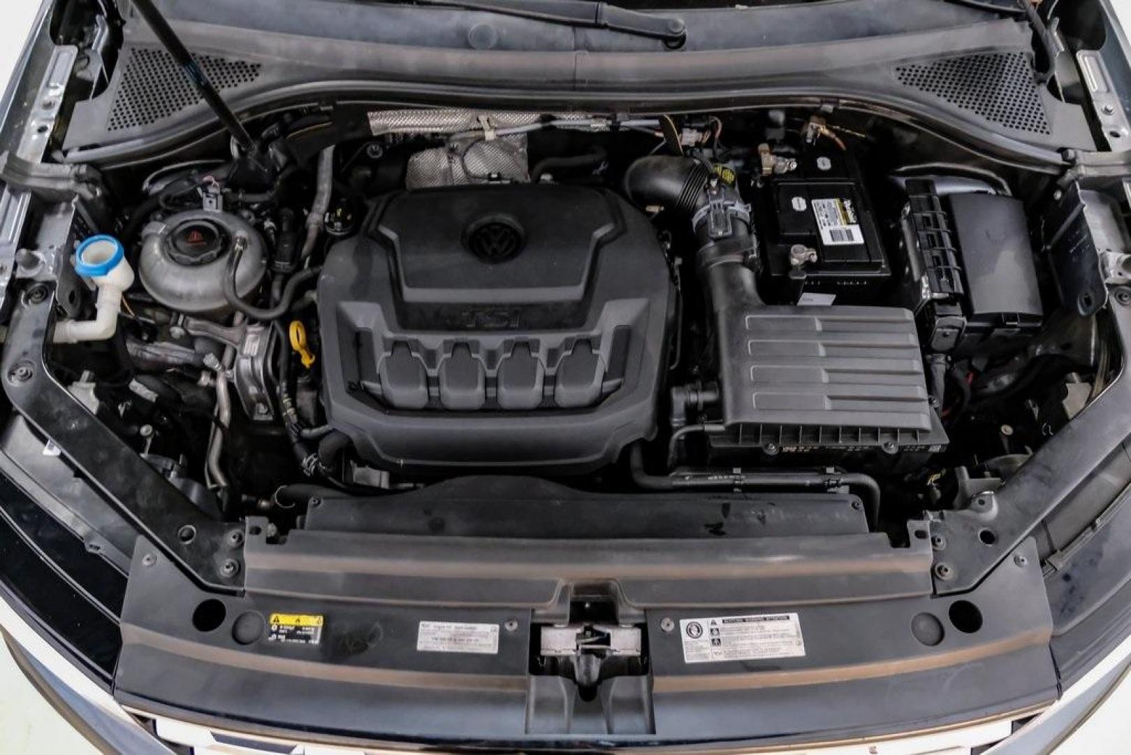 2019 Platinum Gray Metallic /Titan Black Volkswagen Tiguan 2.0T SE (3VV3B7AX8KM) with an 2.0L TSI DOHC engine, Automatic transmission, located at 15300 Midway Rd., Addison, TX, 75001, (972) 702-0011, 32.958321, -96.838074 - Photo#57