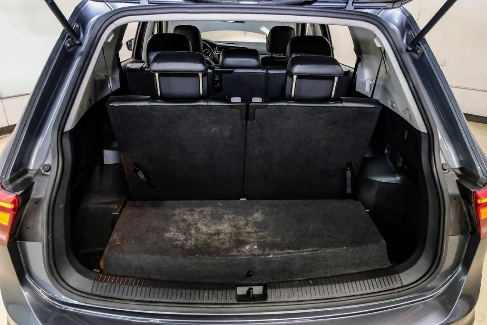 2019 Platinum Gray Metallic /Titan Black Volkswagen Tiguan 2.0T SE (3VV3B7AX8KM) with an 2.0L TSI DOHC engine, Automatic transmission, located at 15300 Midway Rd., Addison, TX, 75001, (972) 702-0011, 32.958321, -96.838074 - Photo#61