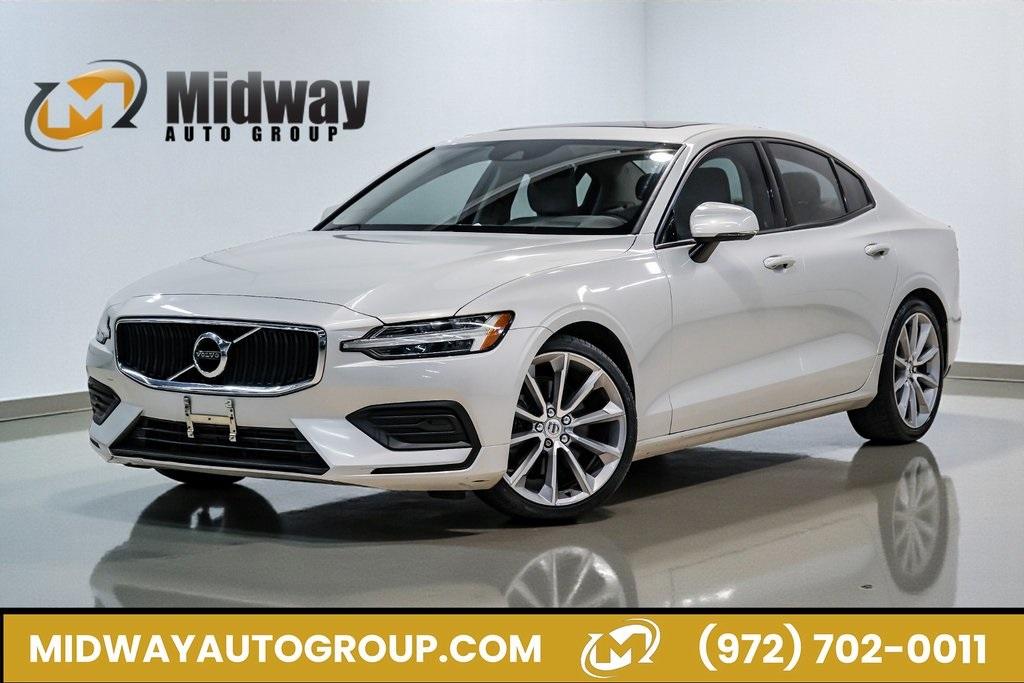 photo of 2019 Volvo S60 T5 Momentum