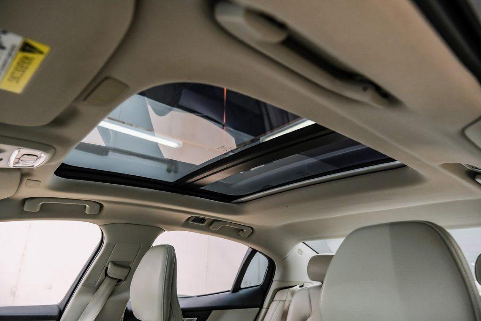 2019 Birch /Blond Volvo S60 T5 Momentum (7JR102FK9KG) with an I4 engine, Automatic transmission, located at 15300 Midway Rd., Addison, TX, 75001, (972) 702-0011, 32.958321, -96.838074 - 2019 Volvo S60 T5 Momentum<br><br>Now Available at Midway Auto Group, Addison, Texas<br><br>Elegant, safe, and undeniably Scandinavian the 2019 Volvo S60 T5 Momentum delivers a premium driving experience with sleek styling, advanced safety technology, and a smooth, turbocharged engine. As Volvos wel - Photo#4