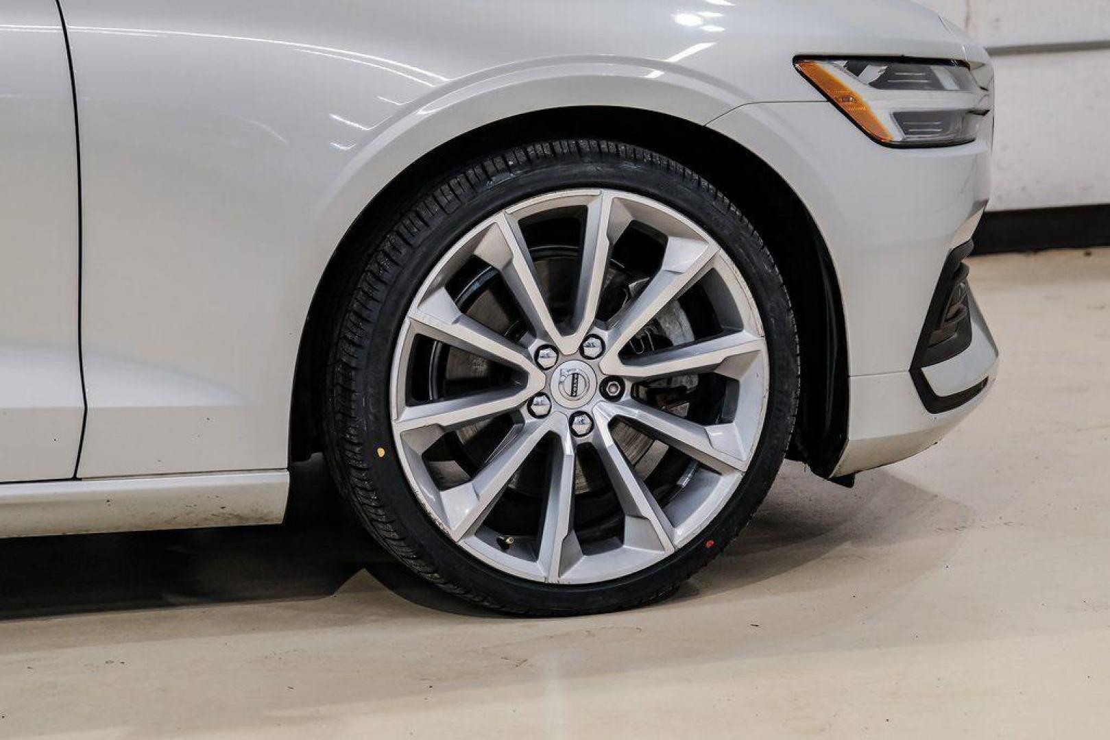 2019 Birch /Blond Volvo S60 T5 Momentum (7JR102FK9KG) with an I4 engine, Automatic transmission, located at 15300 Midway Rd., Addison, TX, 75001, (972) 702-0011, 32.958321, -96.838074 - 2019 Volvo S60 T5 Momentum<br><br>Now Available at Midway Auto Group, Addison, Texas<br><br>Elegant, safe, and undeniably Scandinavian the 2019 Volvo S60 T5 Momentum delivers a premium driving experience with sleek styling, advanced safety technology, and a smooth, turbocharged engine. As Volvos wel - Photo#56