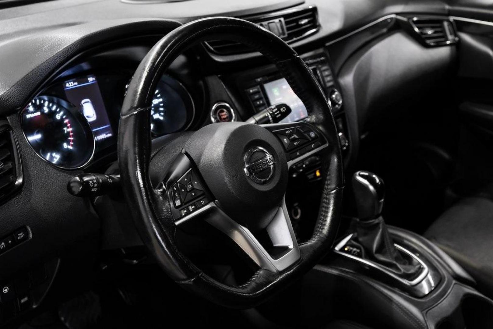 2019 Magnetic Black Pearl /Charcoal Nissan Rogue Sport SL (JN1BJ1CP4KW) with an 2.0L DOHC engine, CVT transmission, located at 15300 Midway Rd., Addison, TX, 75001, (972) 702-0011, 32.958321, -96.838074 - Photo#17