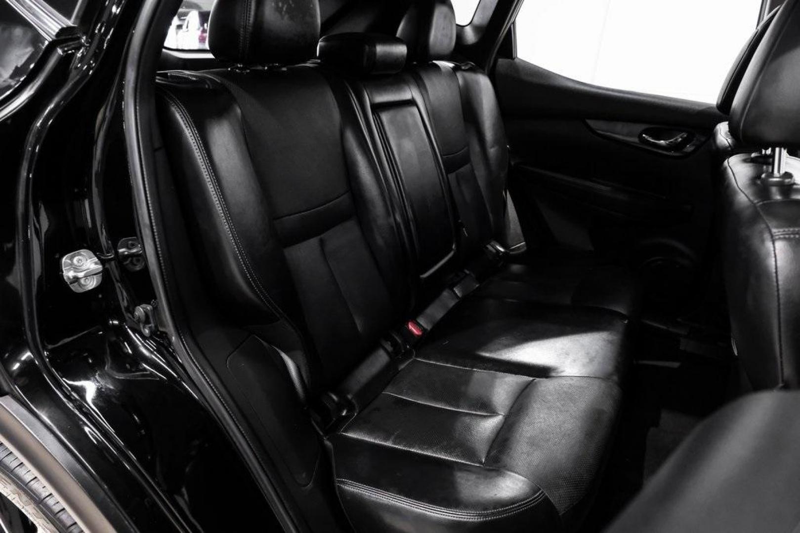 2019 Magnetic Black Pearl /Charcoal Nissan Rogue Sport SL (JN1BJ1CP4KW) with an 2.0L DOHC engine, CVT transmission, located at 15300 Midway Rd., Addison, TX, 75001, (972) 702-0011, 32.958321, -96.838074 - Photo#39