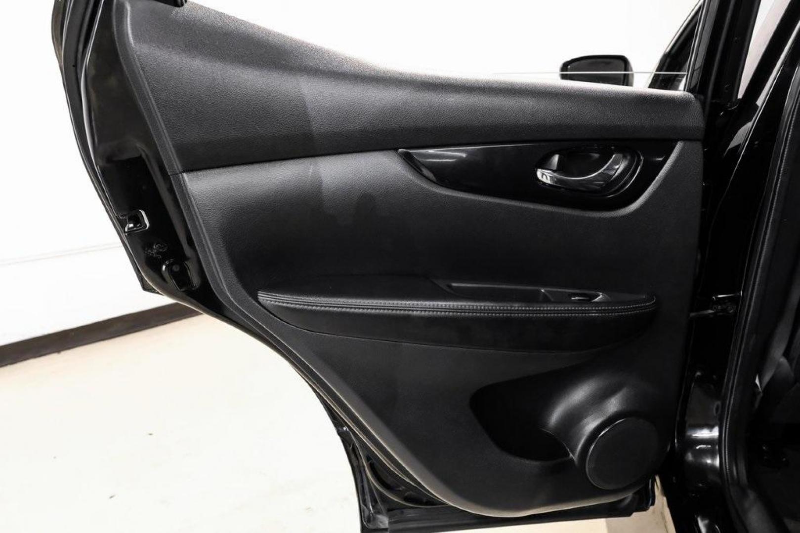 2019 Magnetic Black Pearl /Charcoal Nissan Rogue Sport SL (JN1BJ1CP4KW) with an 2.0L DOHC engine, CVT transmission, located at 15300 Midway Rd., Addison, TX, 75001, (972) 702-0011, 32.958321, -96.838074 - Photo#50