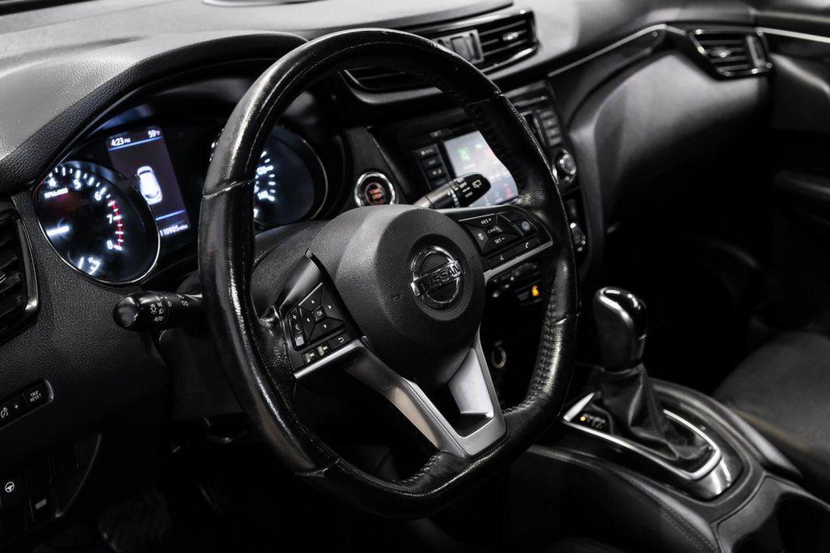 2019 Magnetic Black Pearl /Charcoal Nissan Rogue Sport SL (JN1BJ1CP4KW) with an 2.0L DOHC engine, CVT transmission, located at 15300 Midway Rd., Addison, TX, 75001, (972) 702-0011, 32.958321, -96.838074 - Photo#17