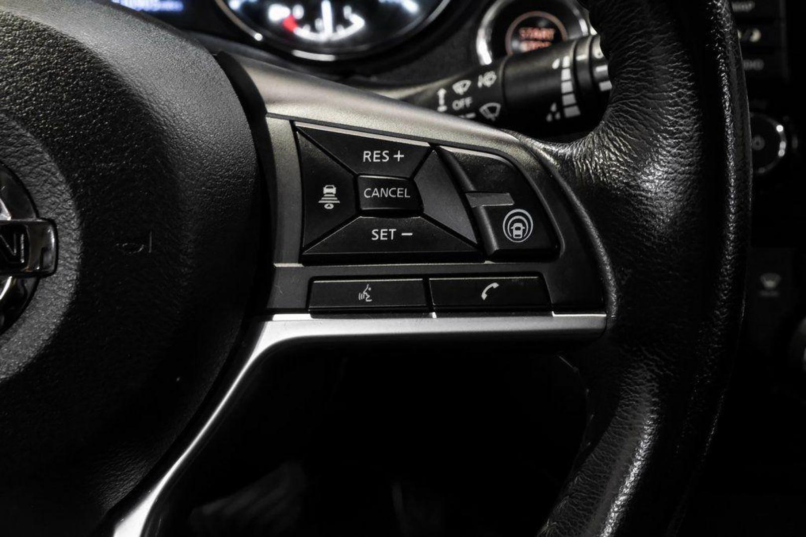 2019 Magnetic Black Pearl /Charcoal Nissan Rogue Sport SL (JN1BJ1CP4KW) with an 2.0L DOHC engine, CVT transmission, located at 15300 Midway Rd., Addison, TX, 75001, (972) 702-0011, 32.958321, -96.838074 - Photo#20