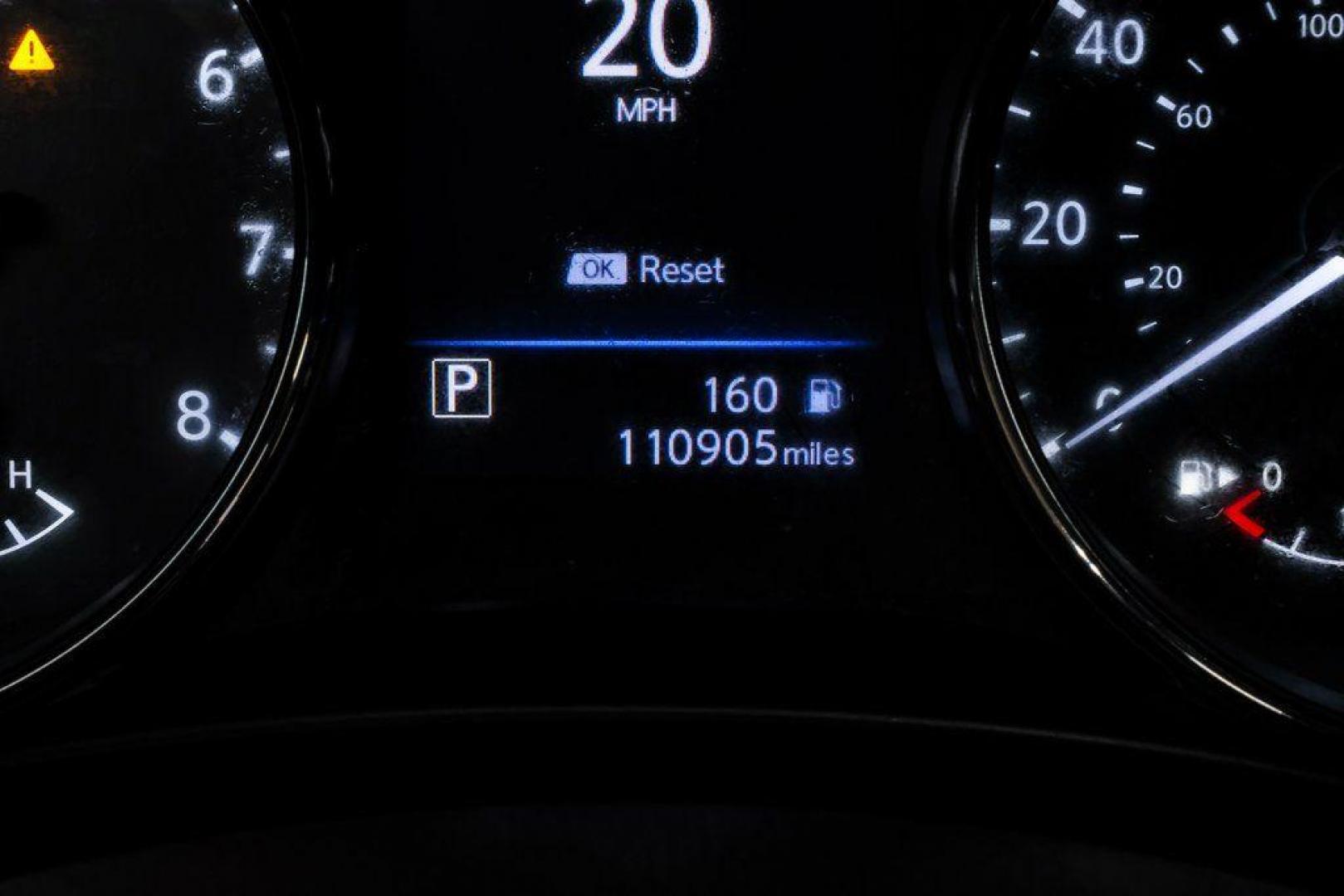 2019 Magnetic Black Pearl /Charcoal Nissan Rogue Sport SL (JN1BJ1CP4KW) with an 2.0L DOHC engine, CVT transmission, located at 15300 Midway Rd., Addison, TX, 75001, (972) 702-0011, 32.958321, -96.838074 - Photo#22