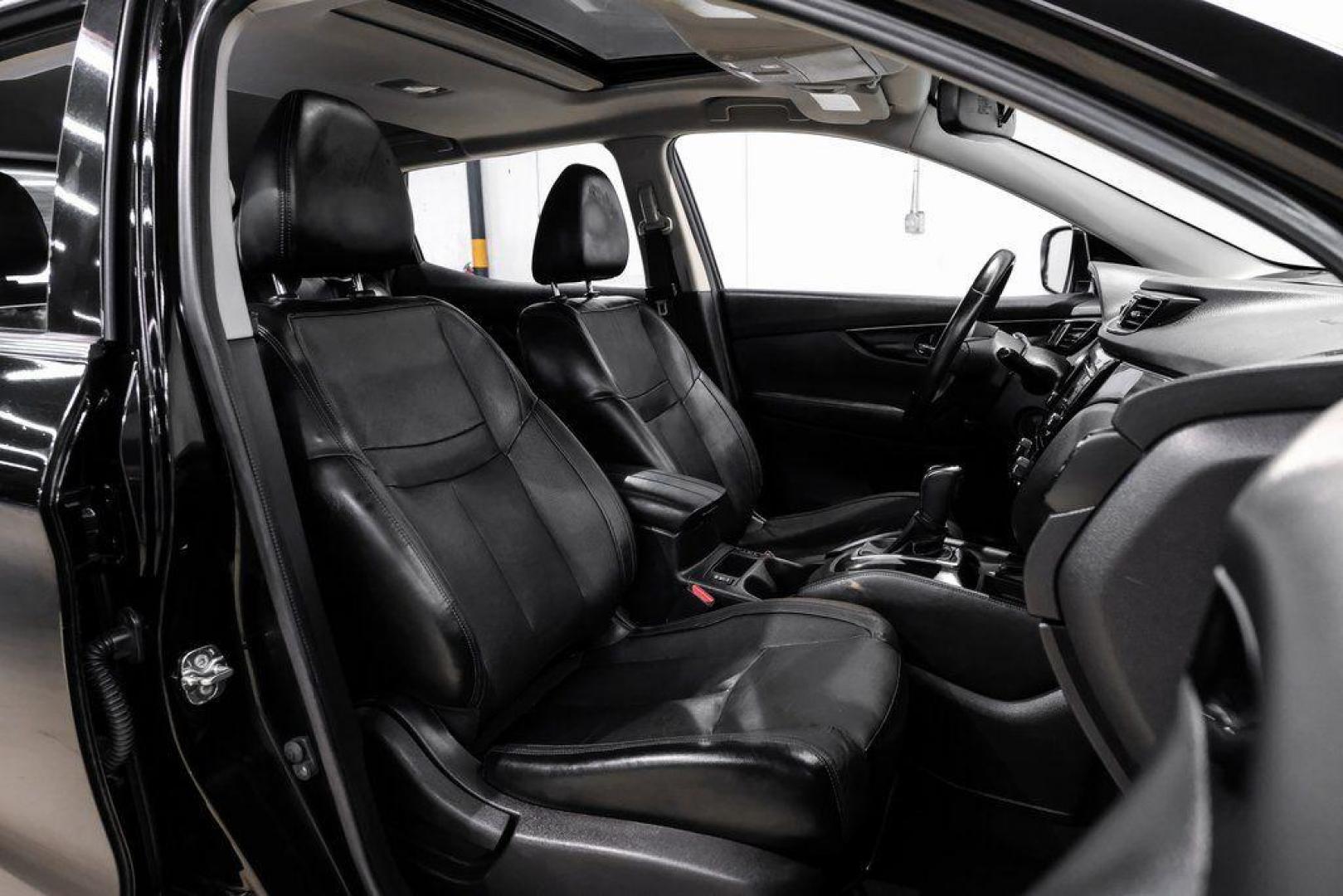 2019 Magnetic Black Pearl /Charcoal Nissan Rogue Sport SL (JN1BJ1CP4KW) with an 2.0L DOHC engine, CVT transmission, located at 15300 Midway Rd., Addison, TX, 75001, (972) 702-0011, 32.958321, -96.838074 - Photo#37