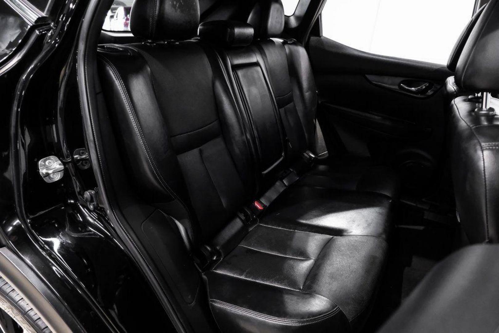 2019 Magnetic Black Pearl /Charcoal Nissan Rogue Sport SL (JN1BJ1CP4KW) with an 2.0L DOHC engine, CVT transmission, located at 15300 Midway Rd., Addison, TX, 75001, (972) 702-0011, 32.958321, -96.838074 - Photo#39