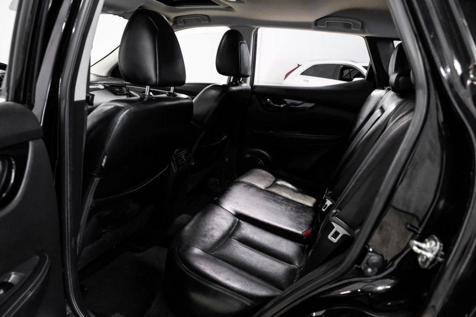 2019 Magnetic Black Pearl /Charcoal Nissan Rogue Sport SL (JN1BJ1CP4KW) with an 2.0L DOHC engine, CVT transmission, located at 15300 Midway Rd., Addison, TX, 75001, (972) 702-0011, 32.958321, -96.838074 - Photo#42