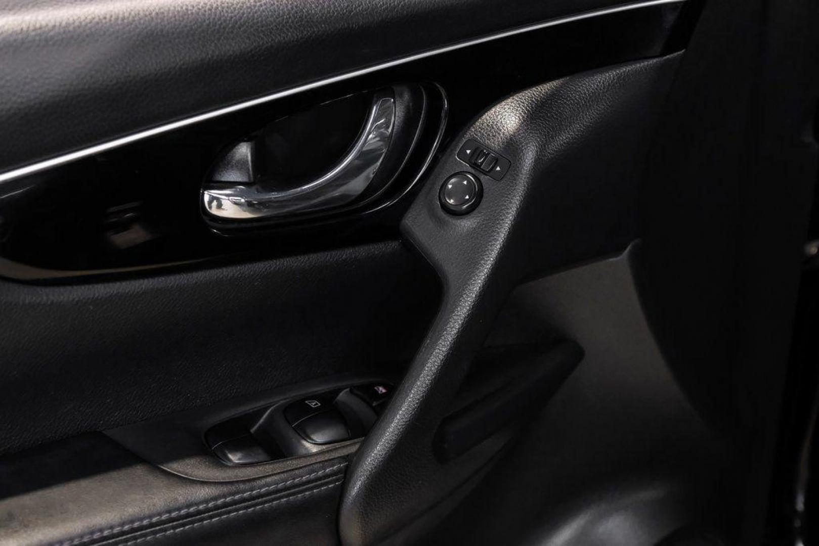 2019 Magnetic Black Pearl /Charcoal Nissan Rogue Sport SL (JN1BJ1CP4KW) with an 2.0L DOHC engine, CVT transmission, located at 15300 Midway Rd., Addison, TX, 75001, (972) 702-0011, 32.958321, -96.838074 - Photo#48