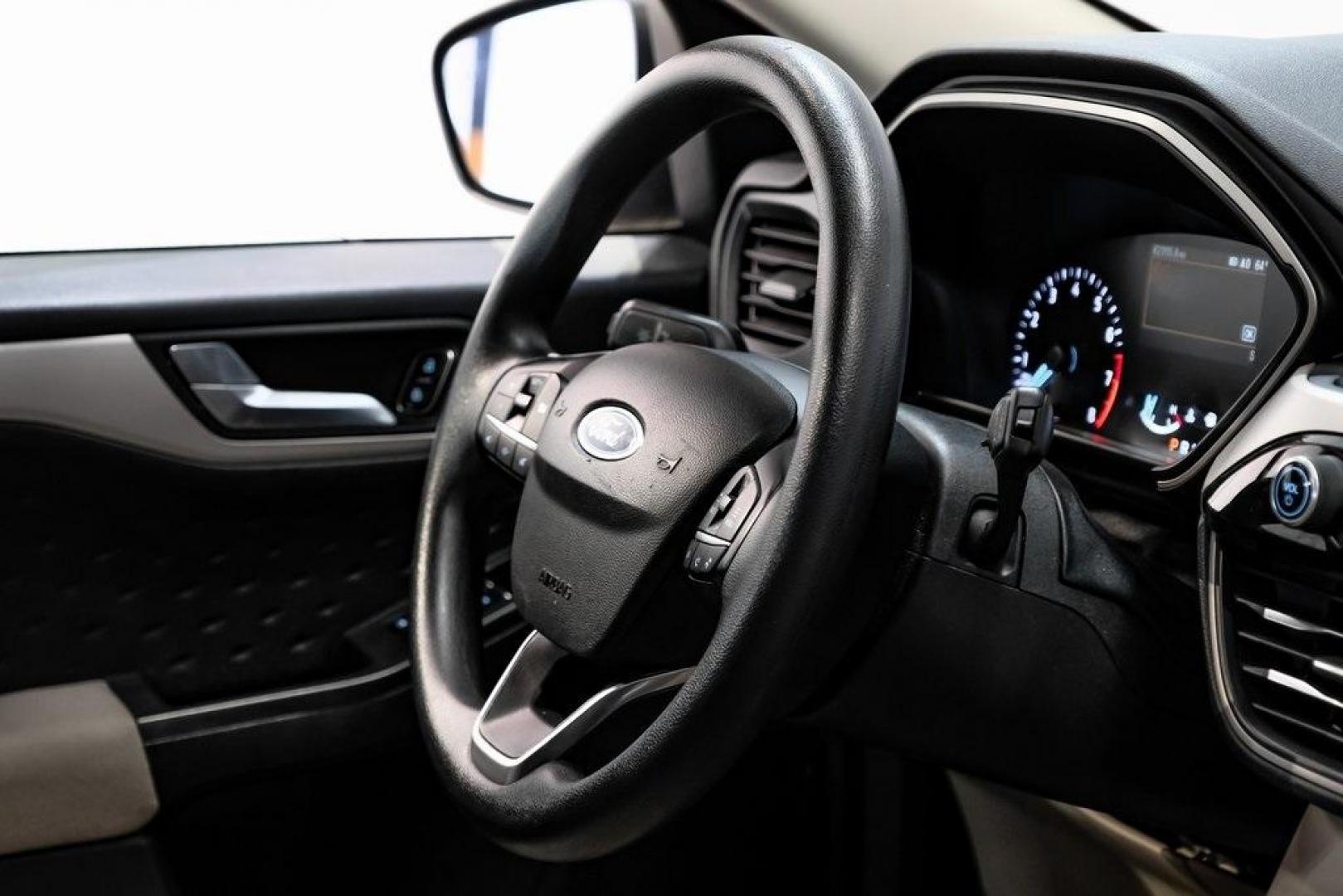 2020 Magnetic /Sandstone Ford Escape SE (1FMCU0G6XLU) with an 1.5L EcoBoost engine, Automatic transmission, located at 15300 Midway Rd., Addison, TX, 75001, (972) 702-0011, 32.958321, -96.838074 - Photo#21