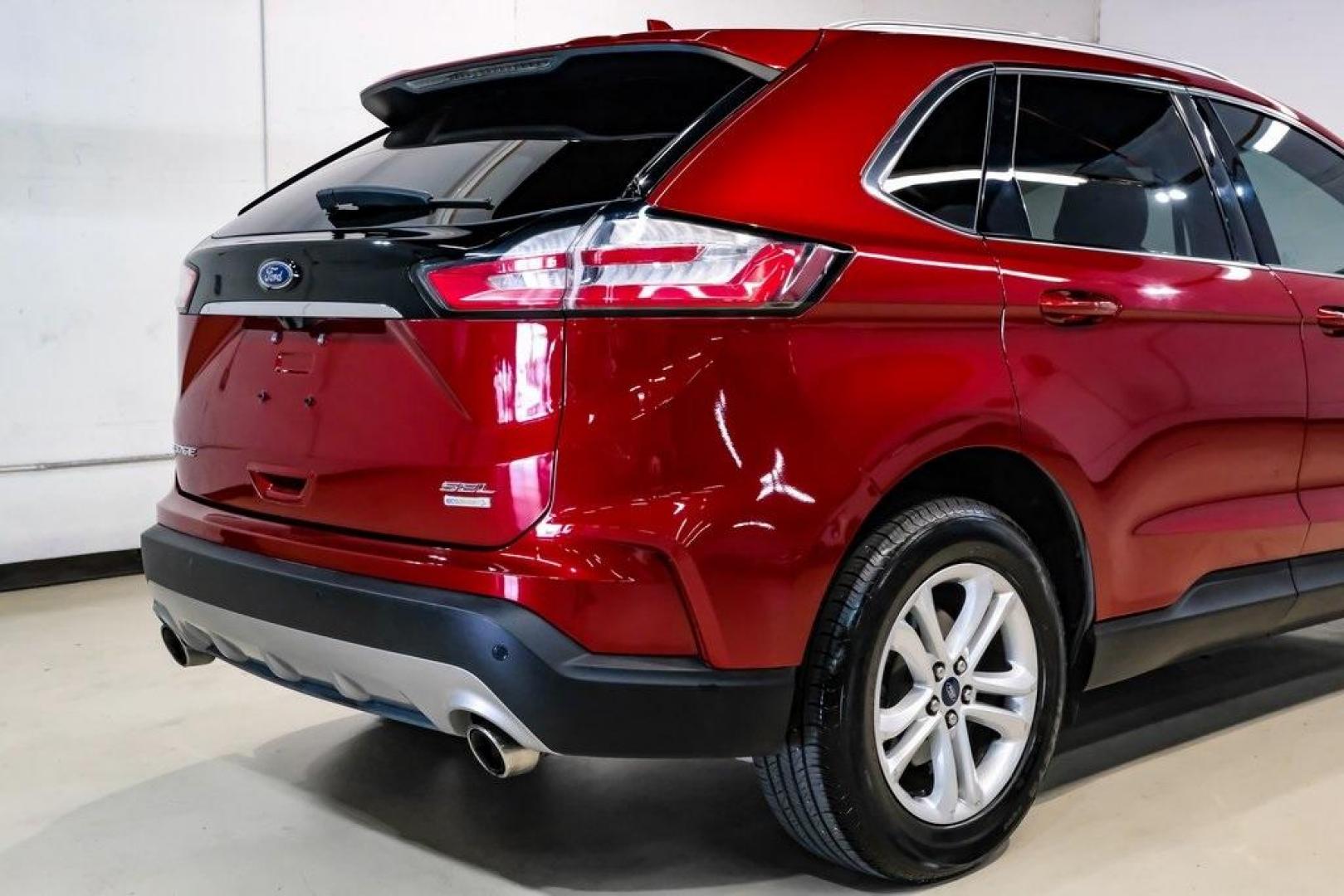 2019 Ruby Red /Ebony Ford Edge SEL (2FMPK3J95KB) with an EcoBoost 2.0L I4 GTDi DOHC Turbocharged VCT engine, Automatic transmission, located at 15300 Midway Rd., Addison, TX, 75001, (972) 702-0011, 32.958321, -96.838074 - Photo#12