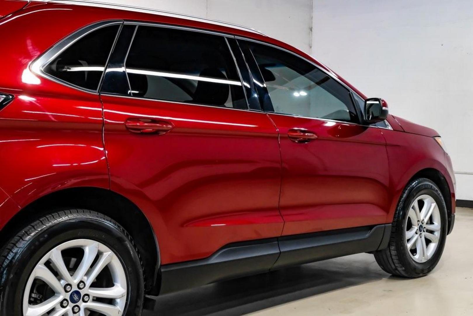 2019 Ruby Red /Ebony Ford Edge SEL (2FMPK3J95KB) with an EcoBoost 2.0L I4 GTDi DOHC Turbocharged VCT engine, Automatic transmission, located at 15300 Midway Rd., Addison, TX, 75001, (972) 702-0011, 32.958321, -96.838074 - Photo#13