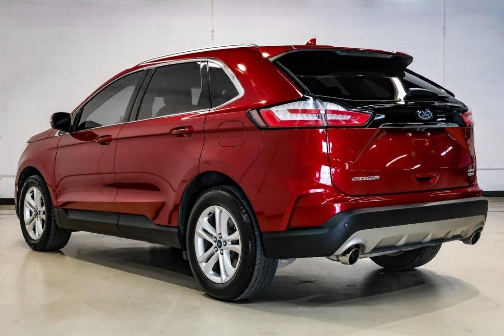 2019 Ruby Red /Ebony Ford Edge SEL (2FMPK3J95KB) with an EcoBoost 2.0L I4 GTDi DOHC Turbocharged VCT engine, Automatic transmission, located at 15300 Midway Rd., Addison, TX, 75001, (972) 702-0011, 32.958321, -96.838074 - Photo#15