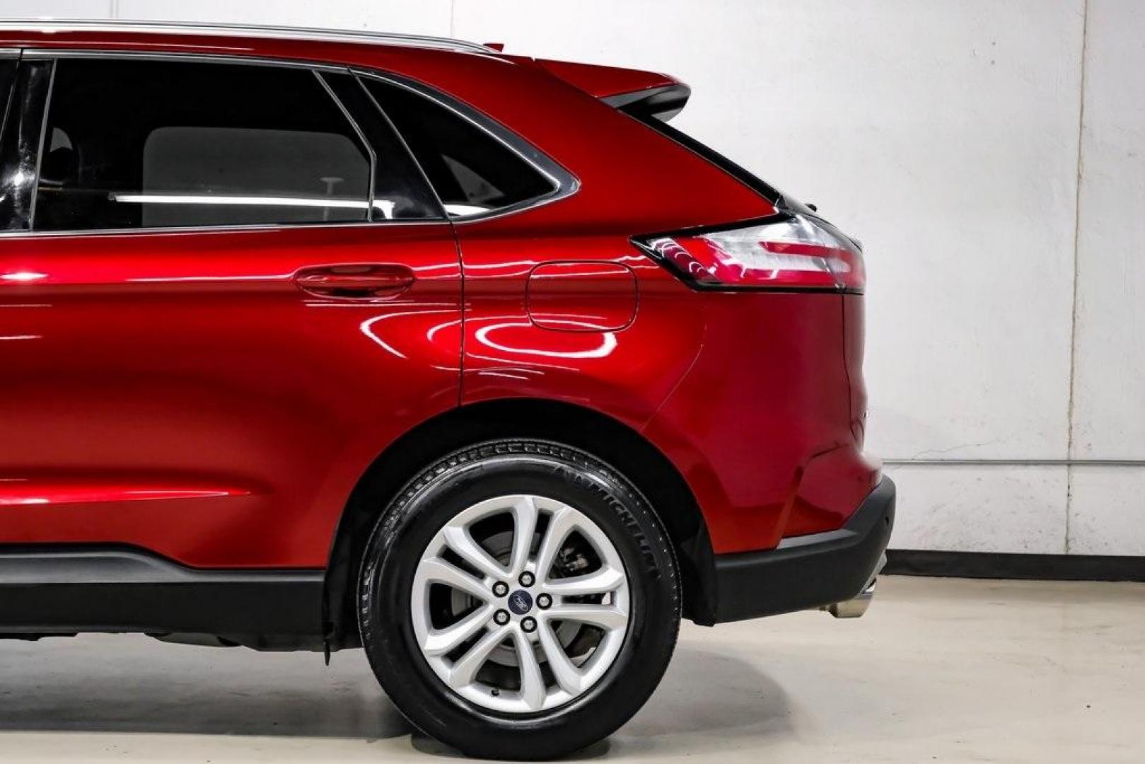 2019 Ruby Red /Ebony Ford Edge SEL (2FMPK3J95KB) with an EcoBoost 2.0L I4 GTDi DOHC Turbocharged VCT engine, Automatic transmission, located at 15300 Midway Rd., Addison, TX, 75001, (972) 702-0011, 32.958321, -96.838074 - Photo#20