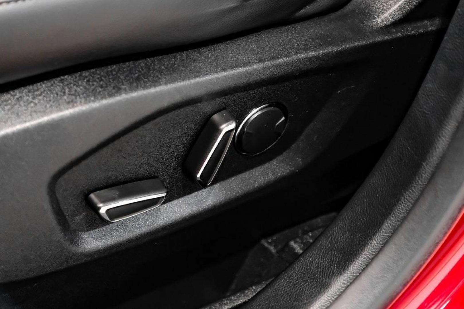 2019 Ruby Red /Ebony Ford Edge SEL (2FMPK3J95KB) with an EcoBoost 2.0L I4 GTDi DOHC Turbocharged VCT engine, Automatic transmission, located at 15300 Midway Rd., Addison, TX, 75001, (972) 702-0011, 32.958321, -96.838074 - Photo#49