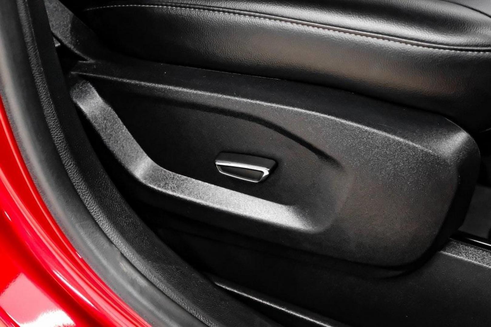 2019 Ruby Red /Ebony Ford Edge SEL (2FMPK3J95KB) with an EcoBoost 2.0L I4 GTDi DOHC Turbocharged VCT engine, Automatic transmission, located at 15300 Midway Rd., Addison, TX, 75001, (972) 702-0011, 32.958321, -96.838074 - Photo#51