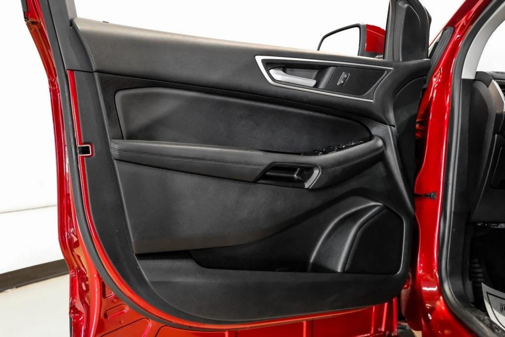 2019 Ruby Red /Ebony Ford Edge SEL (2FMPK3J95KB) with an EcoBoost 2.0L I4 GTDi DOHC Turbocharged VCT engine, Automatic transmission, located at 15300 Midway Rd., Addison, TX, 75001, (972) 702-0011, 32.958321, -96.838074 - Photo#62