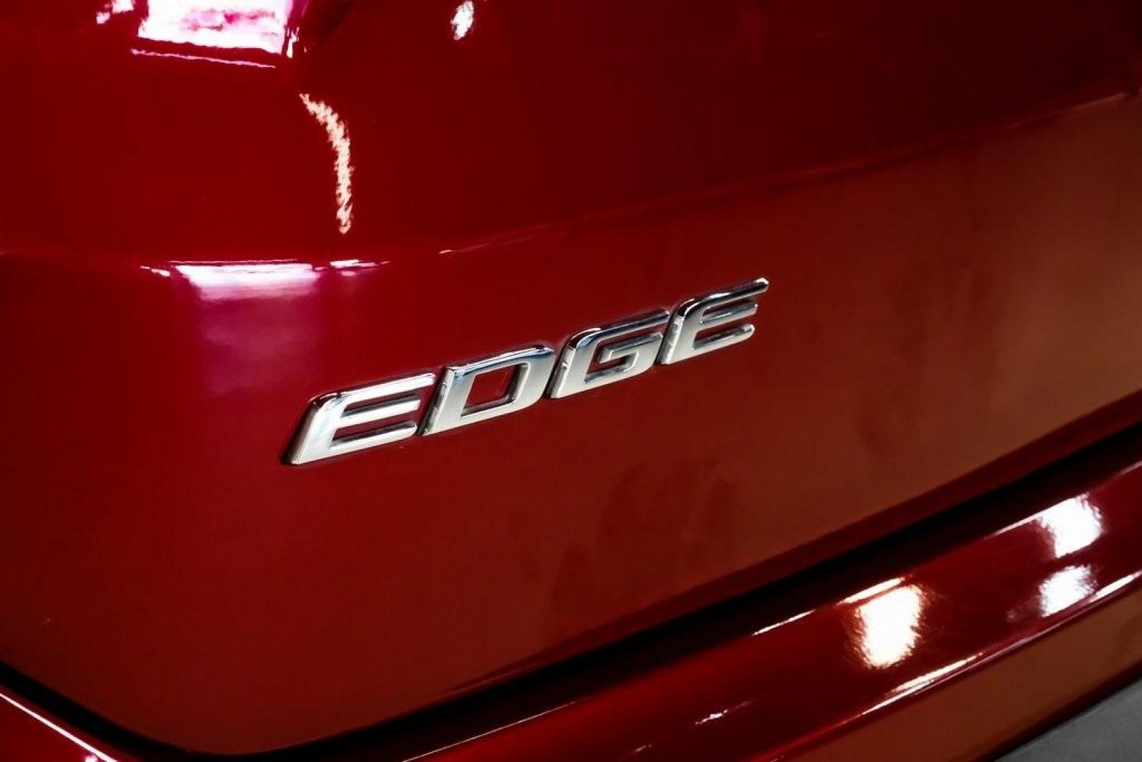 2019 Ruby Red /Ebony Ford Edge SEL (2FMPK3J95KB) with an EcoBoost 2.0L I4 GTDi DOHC Turbocharged VCT engine, Automatic transmission, located at 15300 Midway Rd., Addison, TX, 75001, (972) 702-0011, 32.958321, -96.838074 - Photo#70