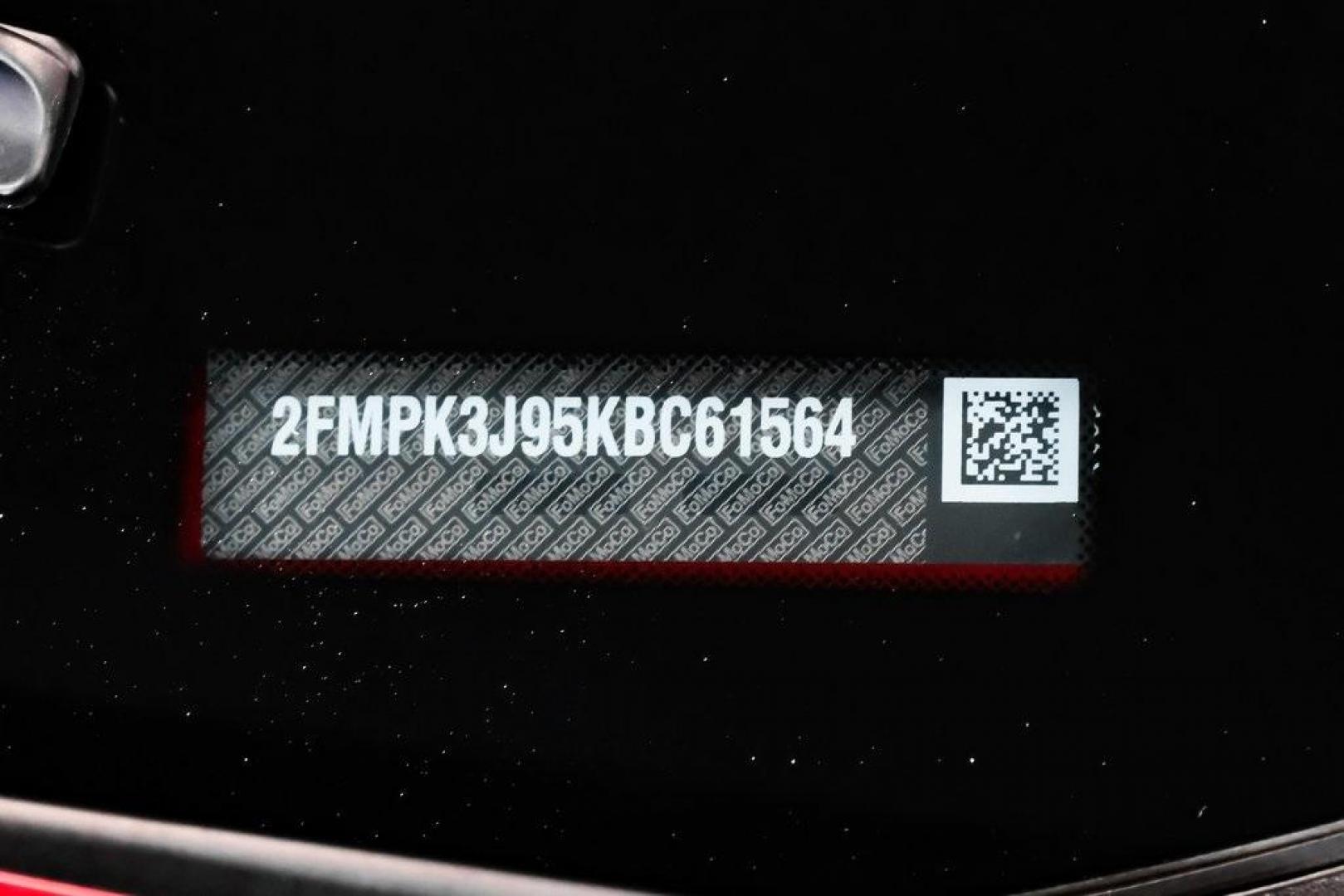 2019 Ruby Red /Ebony Ford Edge SEL (2FMPK3J95KB) with an EcoBoost 2.0L I4 GTDi DOHC Turbocharged VCT engine, Automatic transmission, located at 15300 Midway Rd., Addison, TX, 75001, (972) 702-0011, 32.958321, -96.838074 - Photo#84