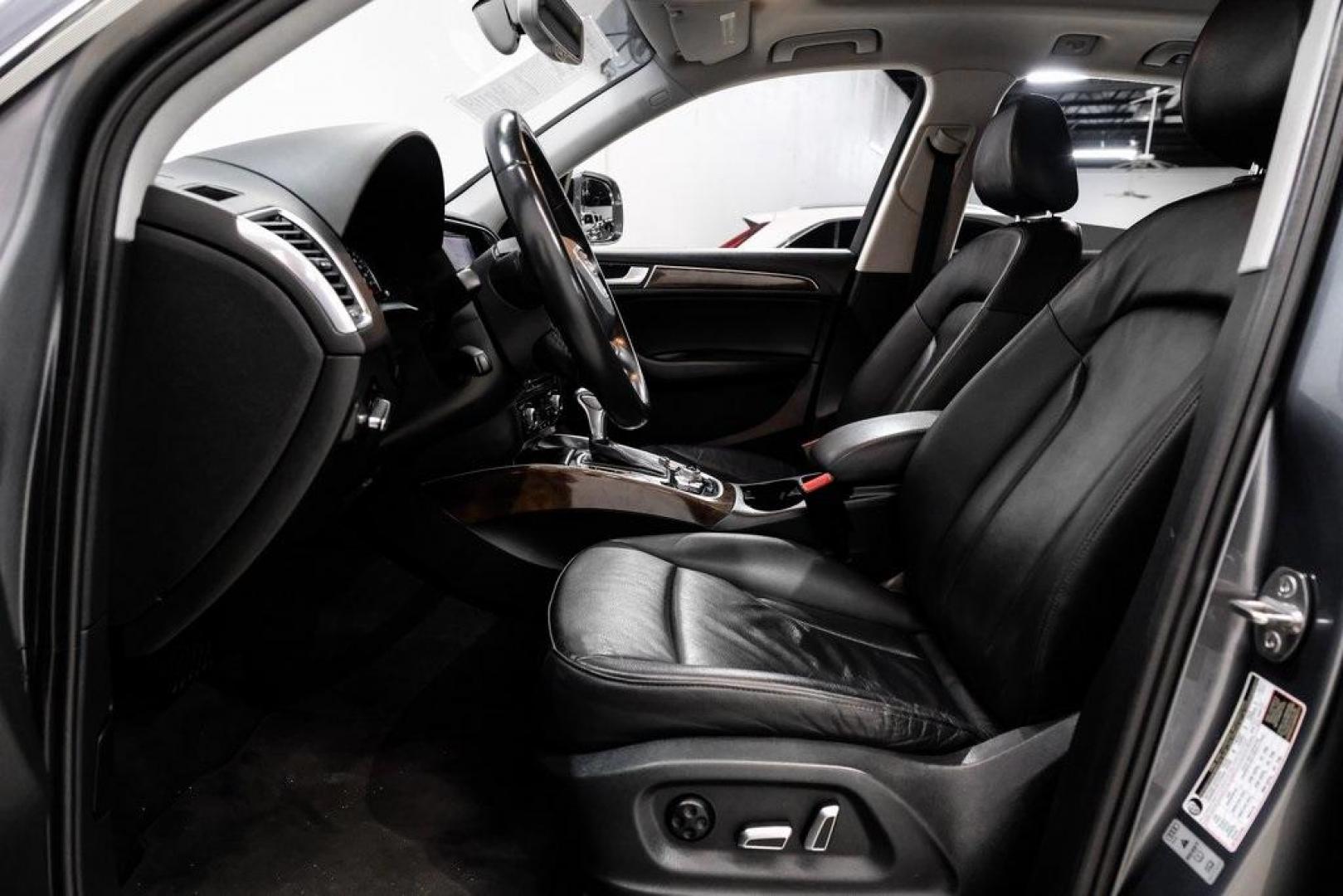 2016 Monsoon Gray Metallic /Black Audi Q5 2.0T Premium Plus (WA1L2AFP9GA) with an 2.0L 4-Cylinder TFSI engine, Automatic transmission, located at 15300 Midway Rd., Addison, TX, 75001, (972) 702-0011, 32.958321, -96.838074 - Photo#3