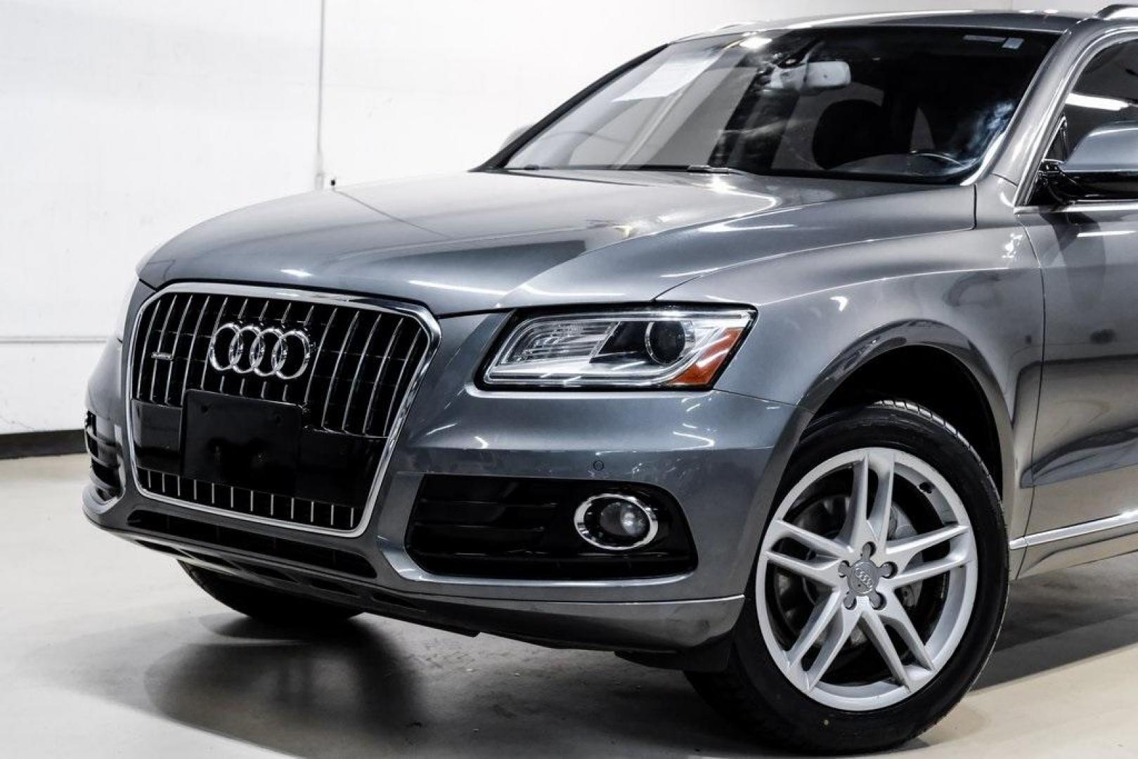 2016 Monsoon Gray Metallic /Black Audi Q5 2.0T Premium Plus (WA1L2AFP9GA) with an 2.0L 4-Cylinder TFSI engine, Automatic transmission, located at 15300 Midway Rd., Addison, TX, 75001, (972) 702-0011, 32.958321, -96.838074 - Photo#5