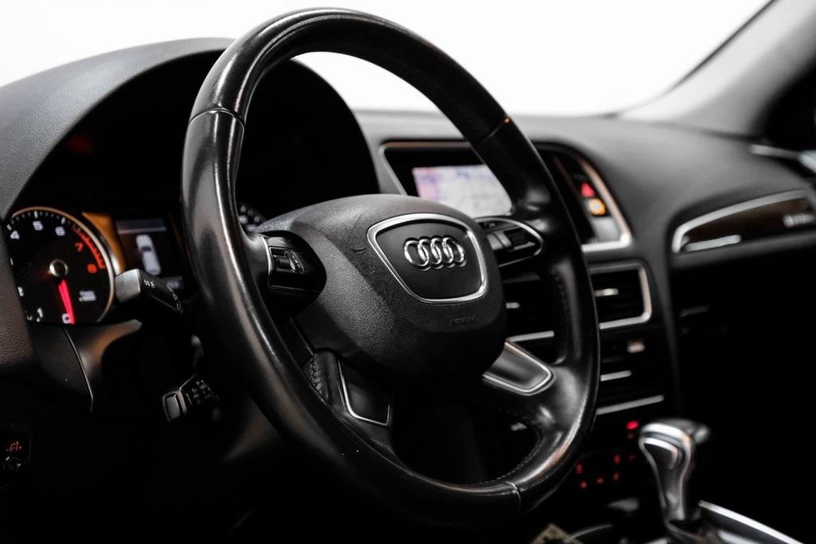 2016 Monsoon Gray Metallic /Black Audi Q5 2.0T Premium Plus (WA1L2AFP9GA) with an 2.0L 4-Cylinder TFSI engine, Automatic transmission, located at 15300 Midway Rd., Addison, TX, 75001, (972) 702-0011, 32.958321, -96.838074 - Photo#25