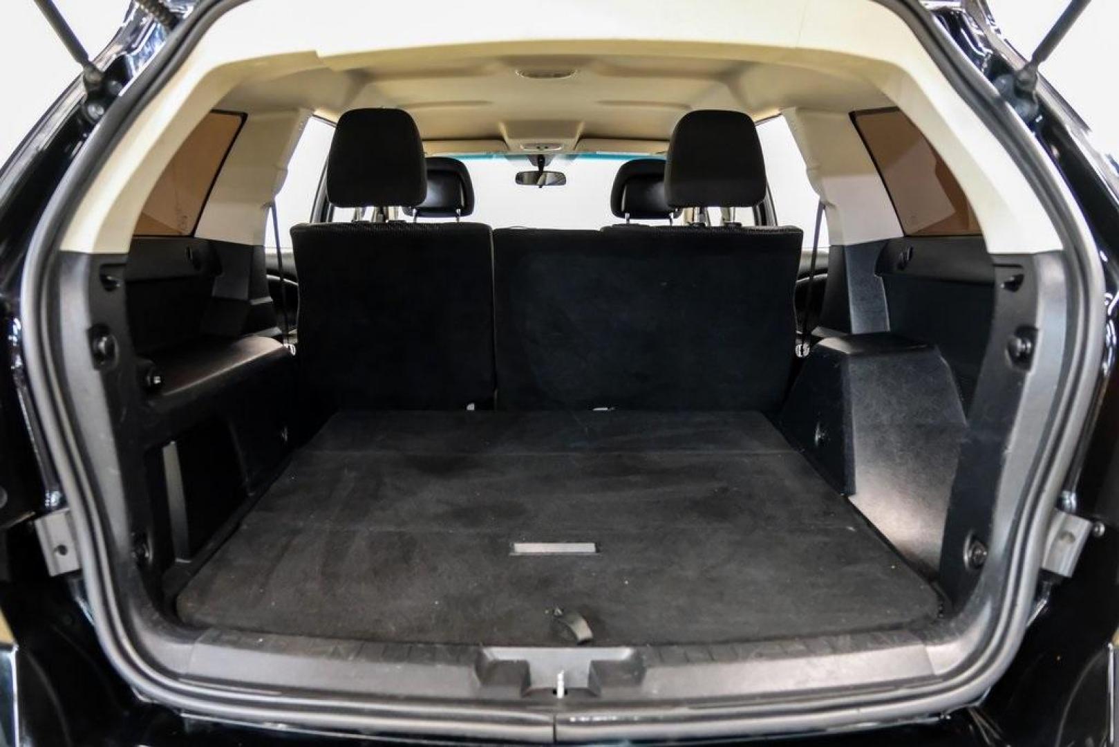 2017 Pitch Black Clearcoat /Black Dodge Journey SE (3C4PDCAB3HT) with an 2.4L I4 DOHC 16V Dual VVT engine, Automatic transmission, located at 15300 Midway Rd., Addison, TX, 75001, (972) 702-0011, 32.958321, -96.838074 - Photo#49