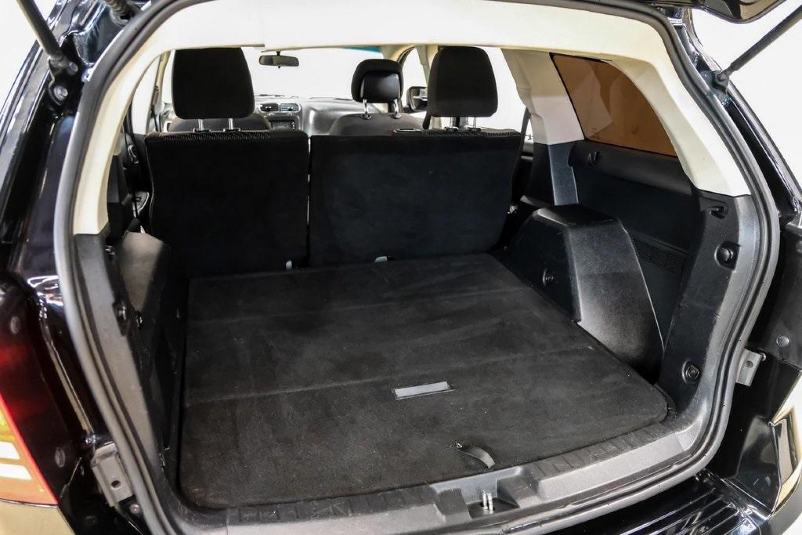 2017 Pitch Black Clearcoat /Black Dodge Journey SE (3C4PDCAB3HT) with an 2.4L I4 DOHC 16V Dual VVT engine, Automatic transmission, located at 15300 Midway Rd., Addison, TX, 75001, (972) 702-0011, 32.958321, -96.838074 - Photo#50