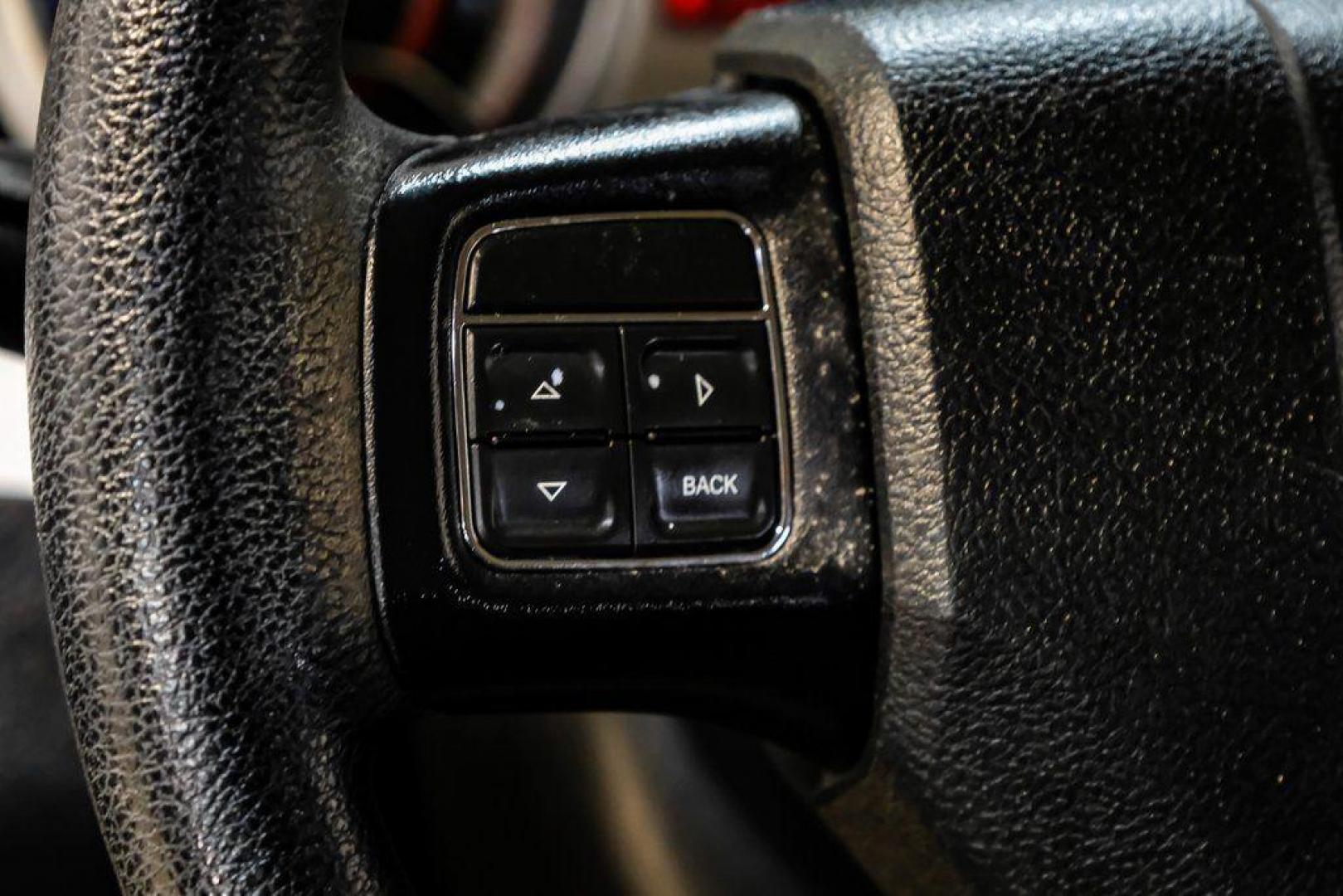 2017 Pitch Black Clearcoat /Black Dodge Journey SE (3C4PDCAB3HT) with an 2.4L I4 DOHC 16V Dual VVT engine, Automatic transmission, located at 15300 Midway Rd., Addison, TX, 75001, (972) 702-0011, 32.958321, -96.838074 - 2017 Dodge Journey SE<br><br>Now Available at Midway Auto Group, Addison, Texas<br><br>Practical, versatile, and budget-friendly, the 2017 Dodge Journey SE is a midsize SUV that delivers space, comfort, and value. With flexible seating, strong reliability, and a smooth driving feel, the Journey SE i - Photo#20