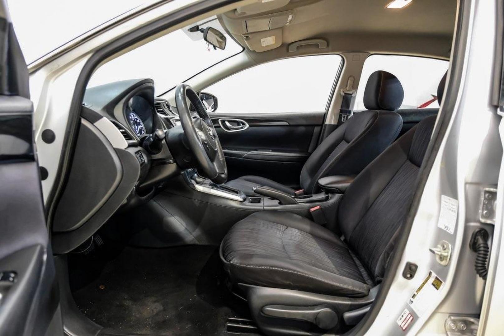 2019 Brilliant Silver Metallic /Charcoal Nissan Sentra SV (3N1AB7AP2KL) with an 1.8L 4-Cylinder DOHC 16V engine, CVT transmission, located at 15300 Midway Rd., Addison, TX, 75001, (972) 702-0011, 32.958321, -96.838074 - Photo#3