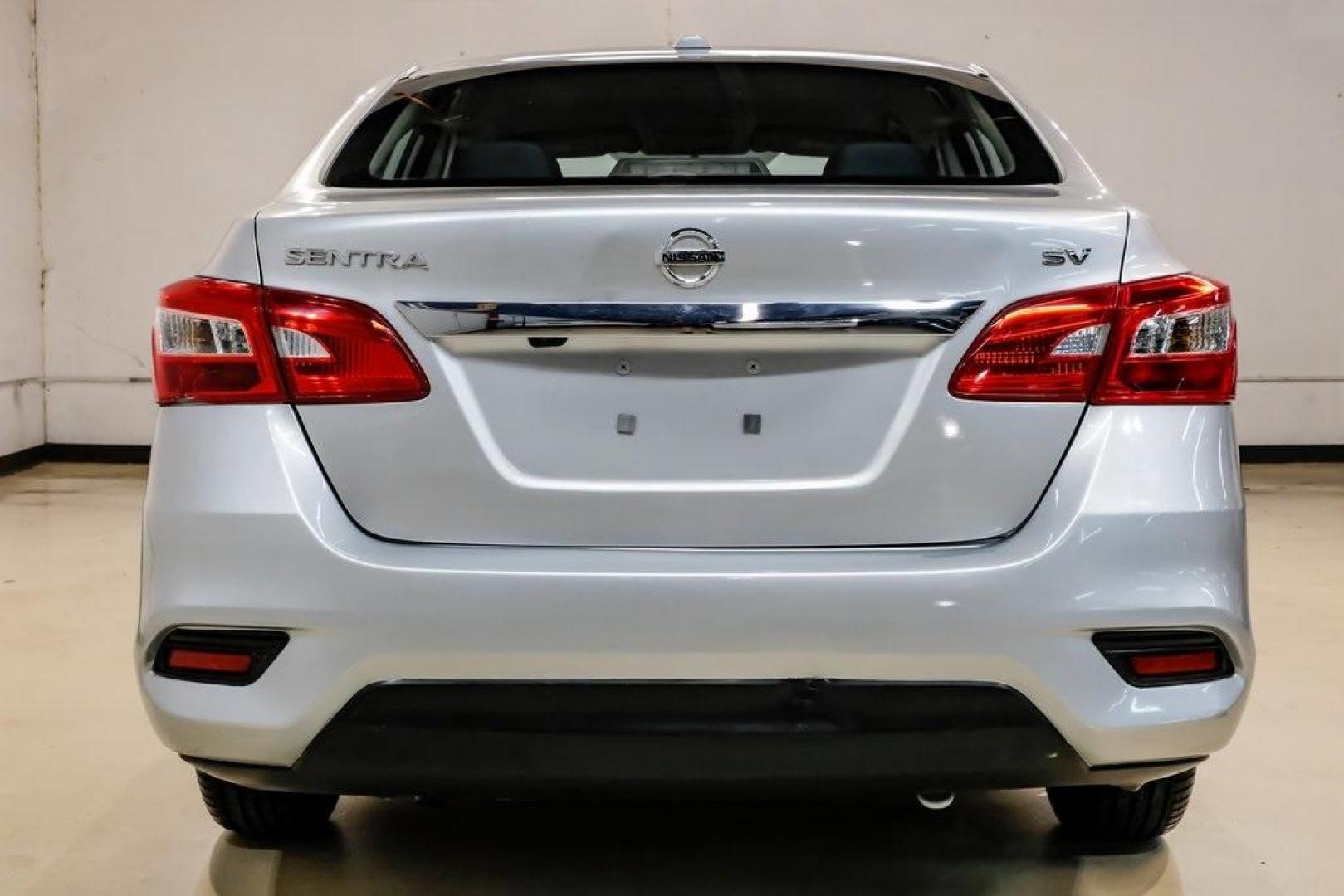 2019 Brilliant Silver Metallic /Charcoal Nissan Sentra SV (3N1AB7AP2KL) with an 1.8L 4-Cylinder DOHC 16V engine, CVT transmission, located at 15300 Midway Rd., Addison, TX, 75001, (972) 702-0011, 32.958321, -96.838074 - Photo#10